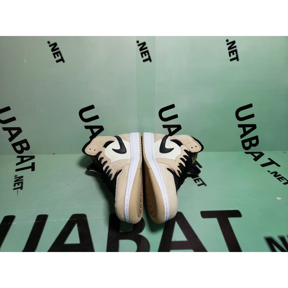 OG Air Jordan 1 Mid Barely Orange (W),  BQ6472-800