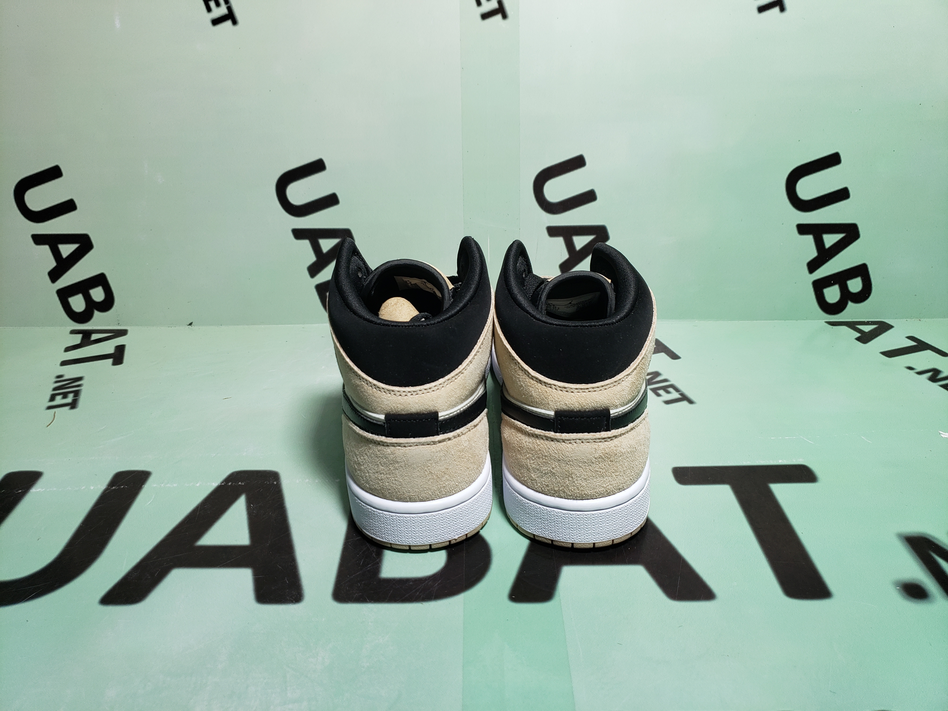 OG Air Jordan 1 Mid Barely Orange (W),  BQ6472-800