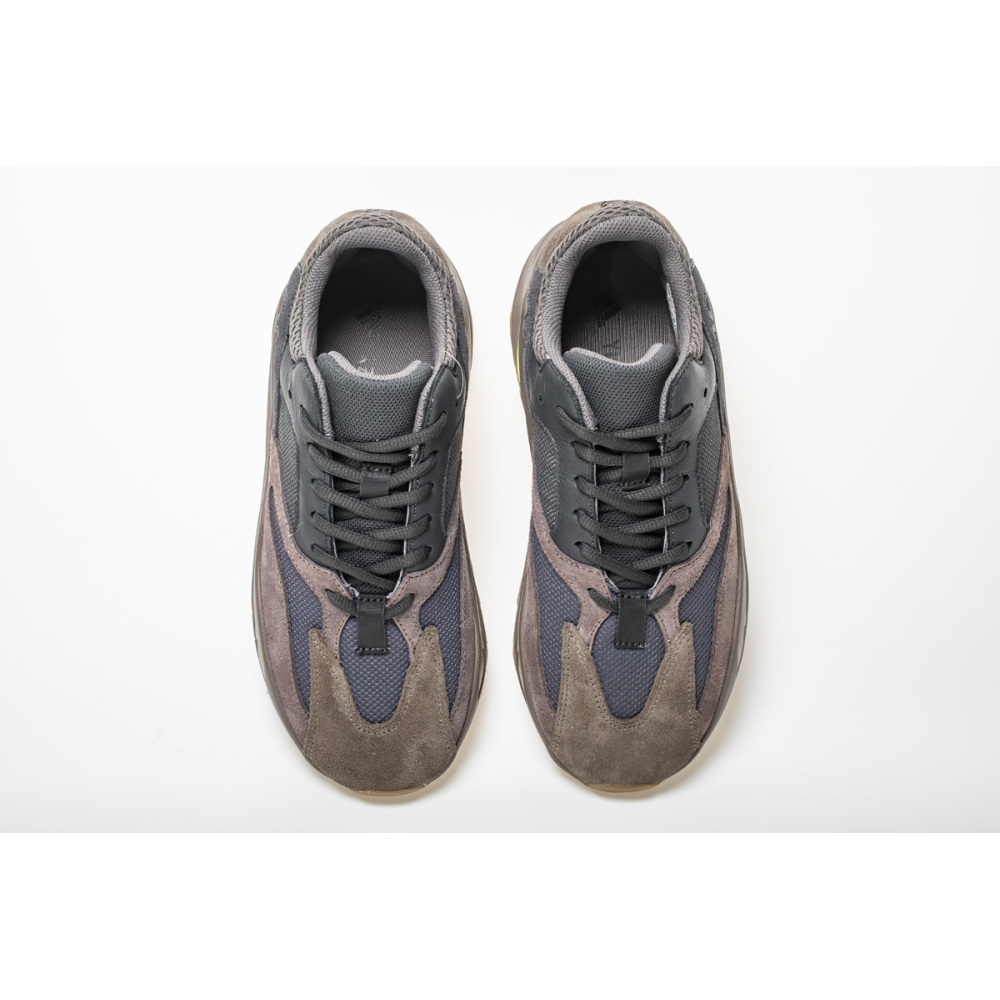 OG Yeezy Boost 700 Mauve,EE9614
