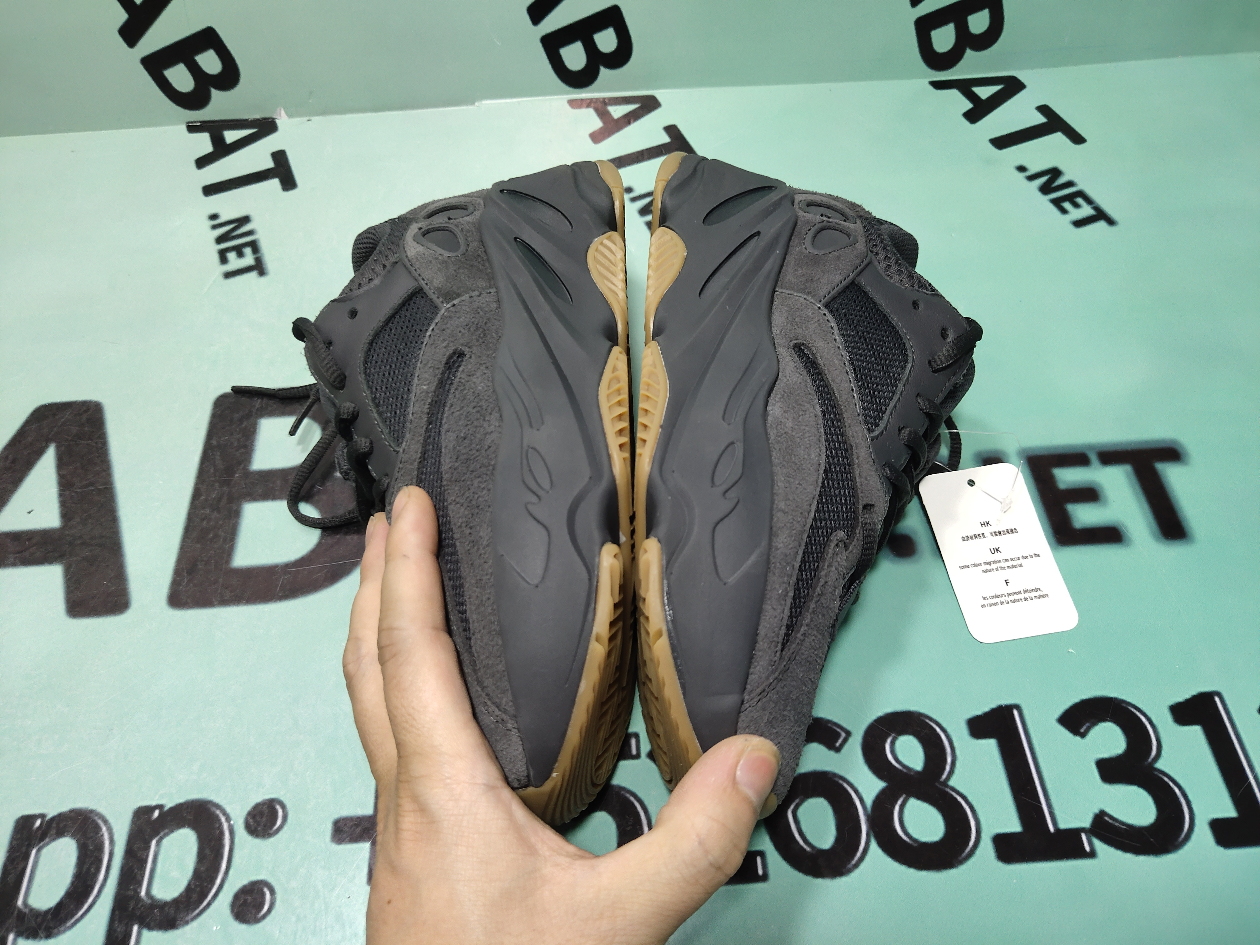 OG Yeezy Boost 700 Utility Black,FV5304
