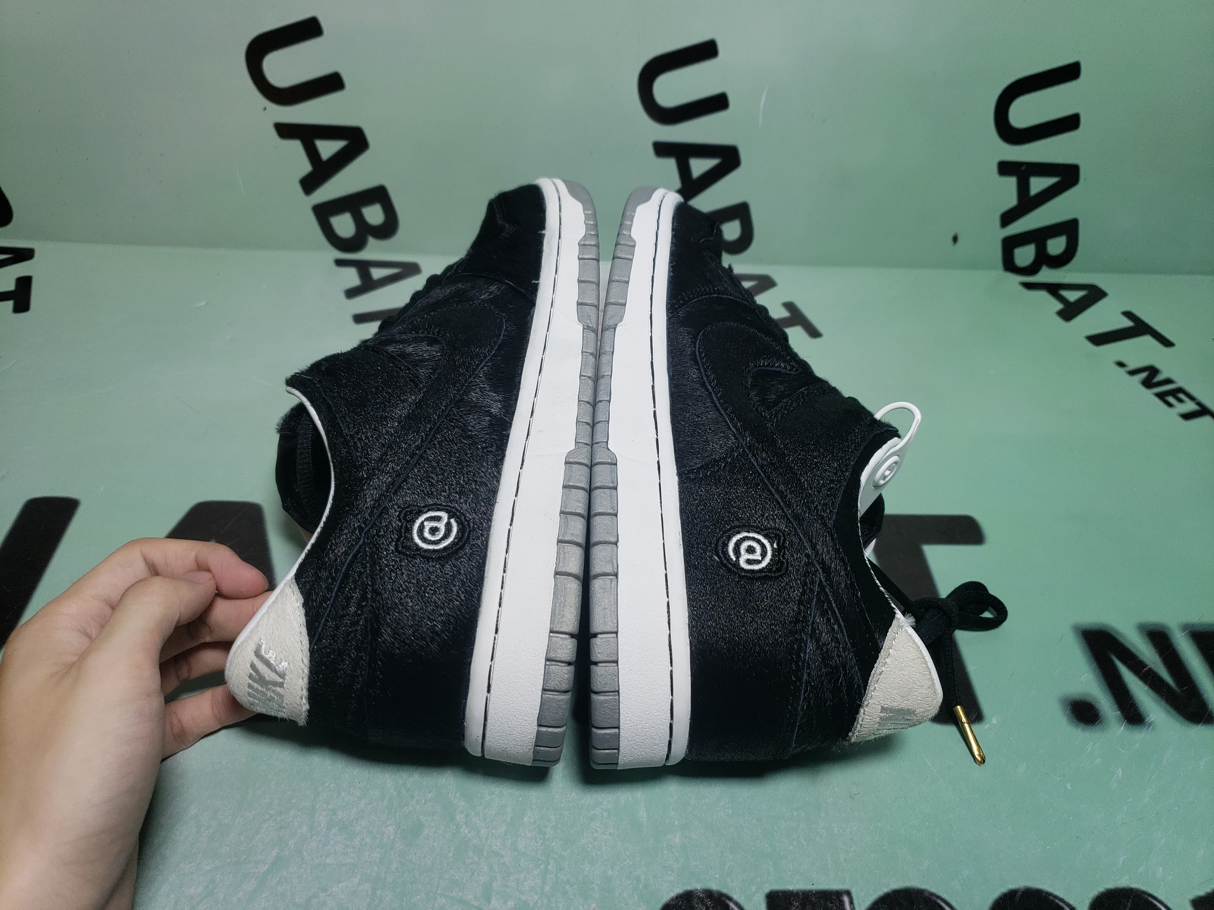 OG SB Dunk Low Medicom Toy (2020),CZ5127-001