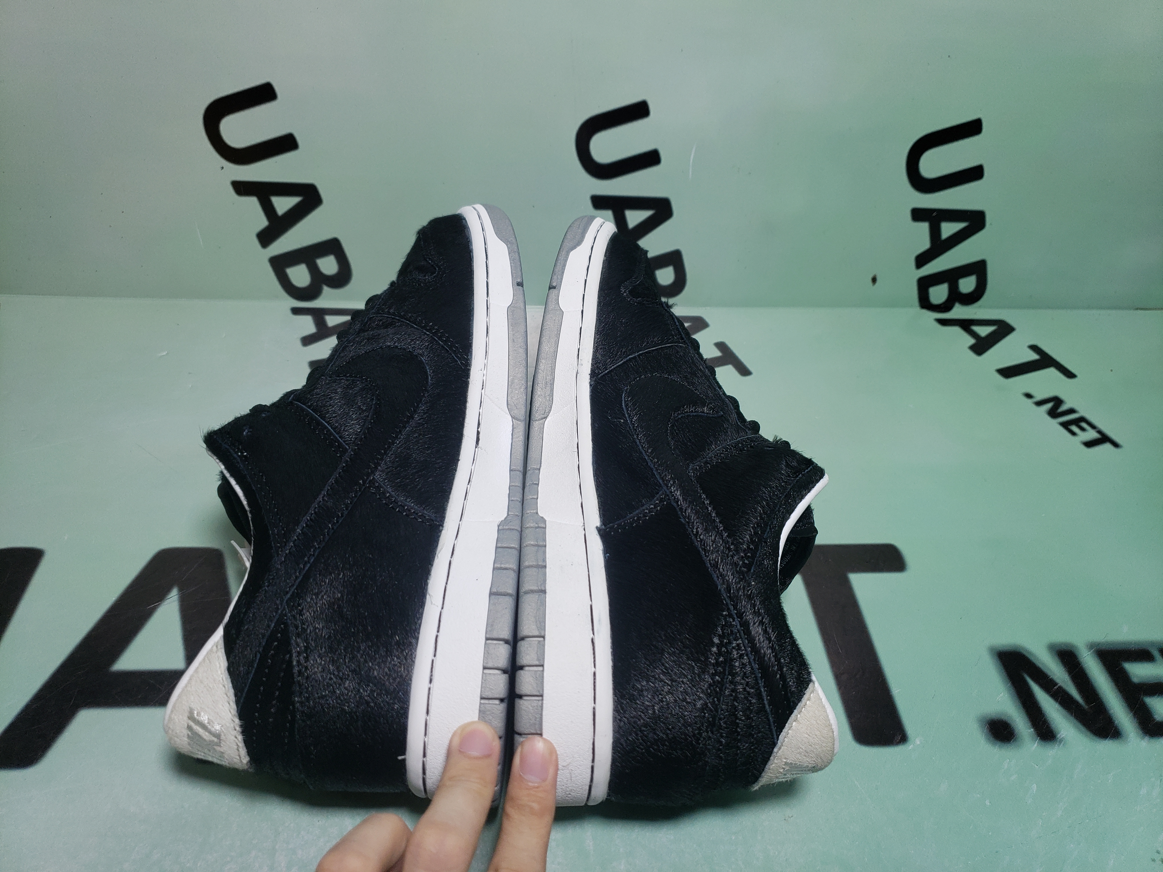 OG SB Dunk Low Medicom Toy (2020),CZ5127-001