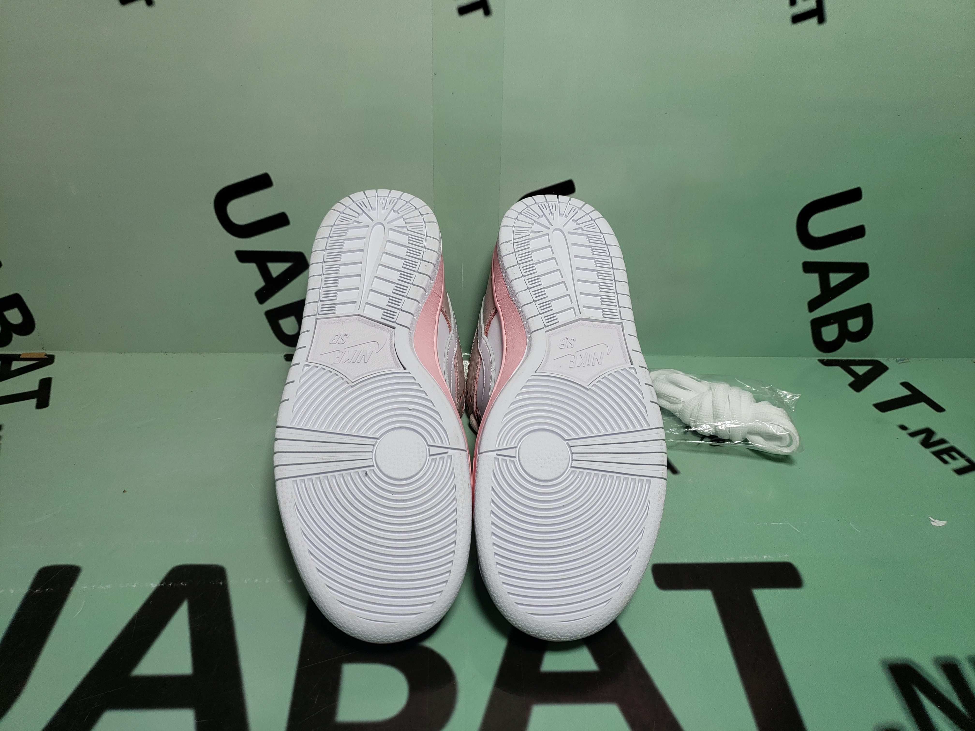 OG Dunk Low PRO OG QS "Pink Pigeon",BV1310-012