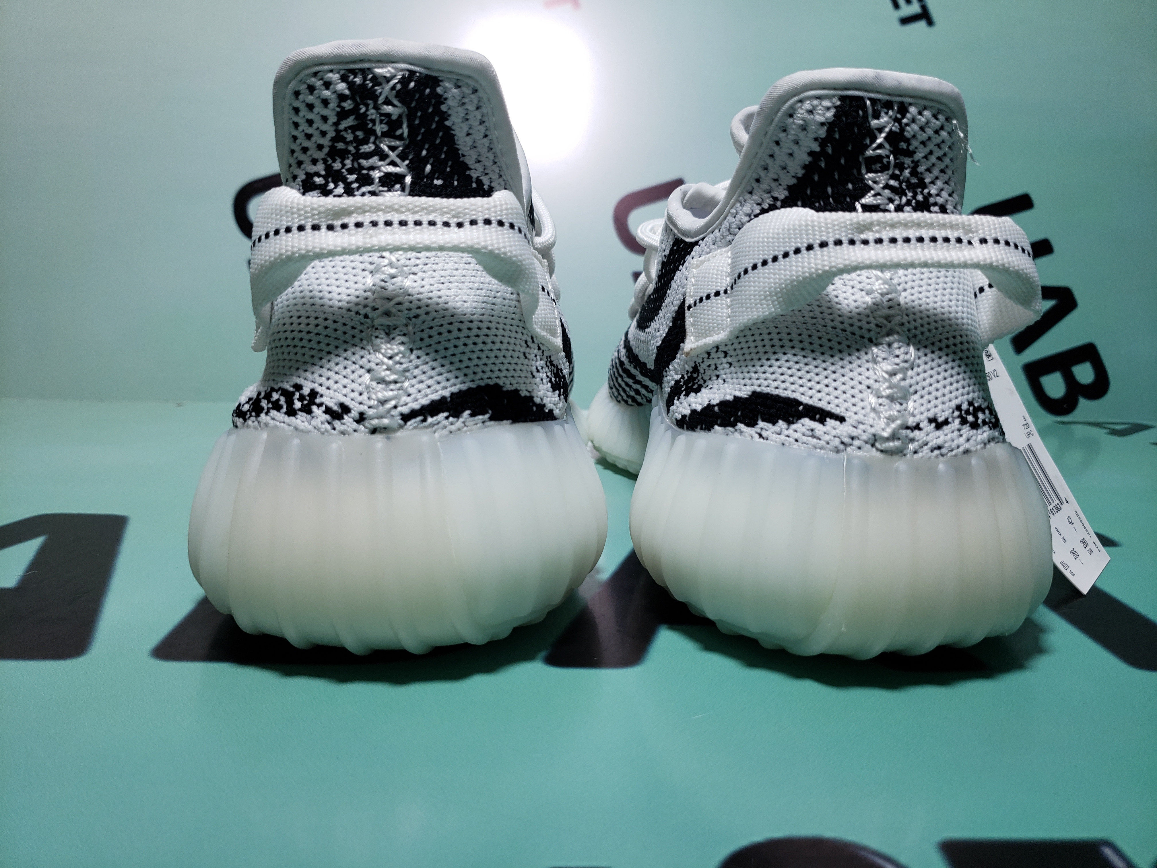 OG Yeezy Boost 350 V2 Zebra,CP9654