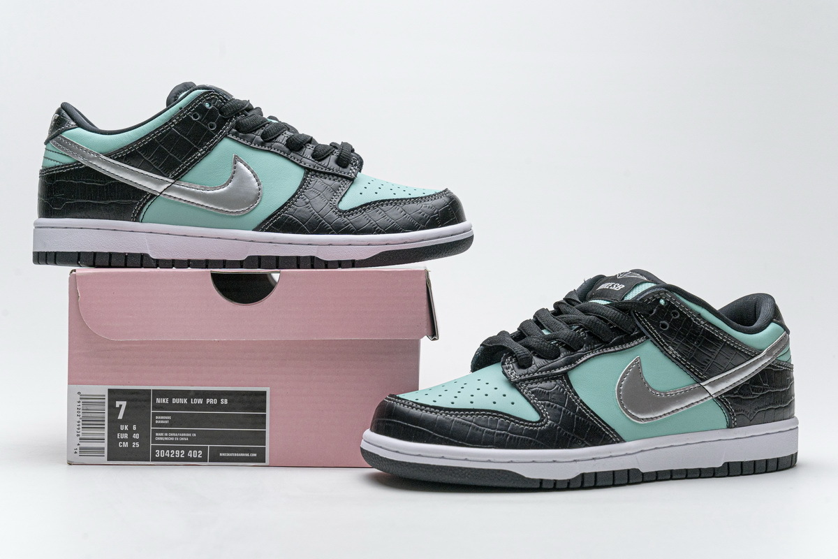 Uabat SB Dunk Low Diamond Supply Co. 