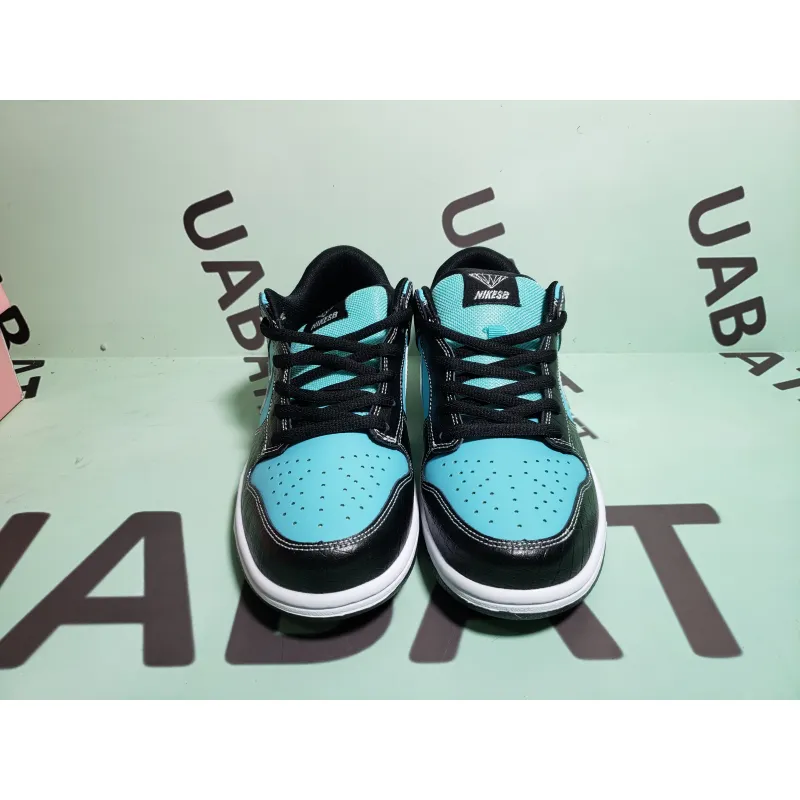 Uabat SB Dunk Low Diamond Supply Co. 