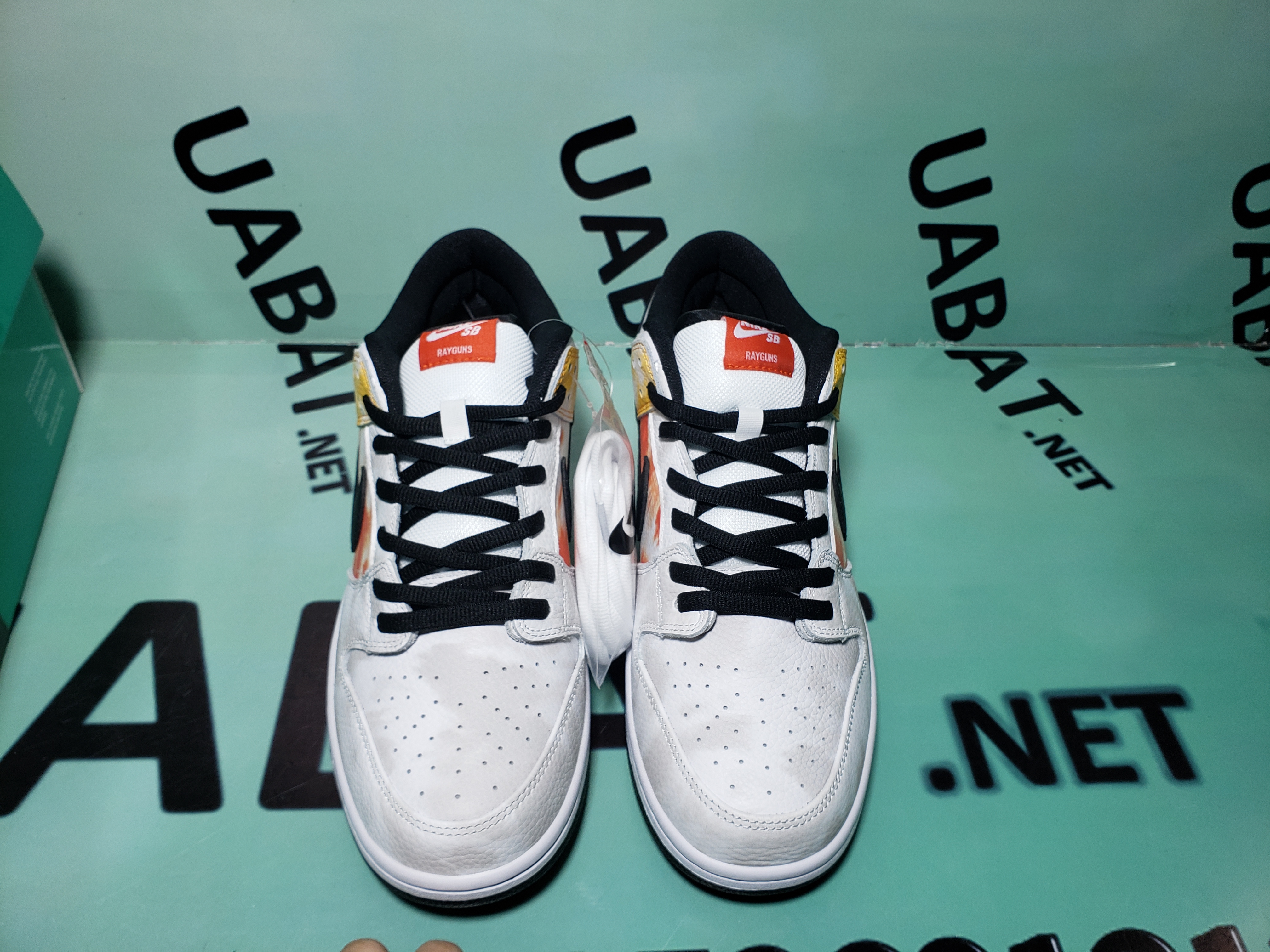 Uabat SB Dunk Low Raygun Tie-Dye White ,BQ6832-101