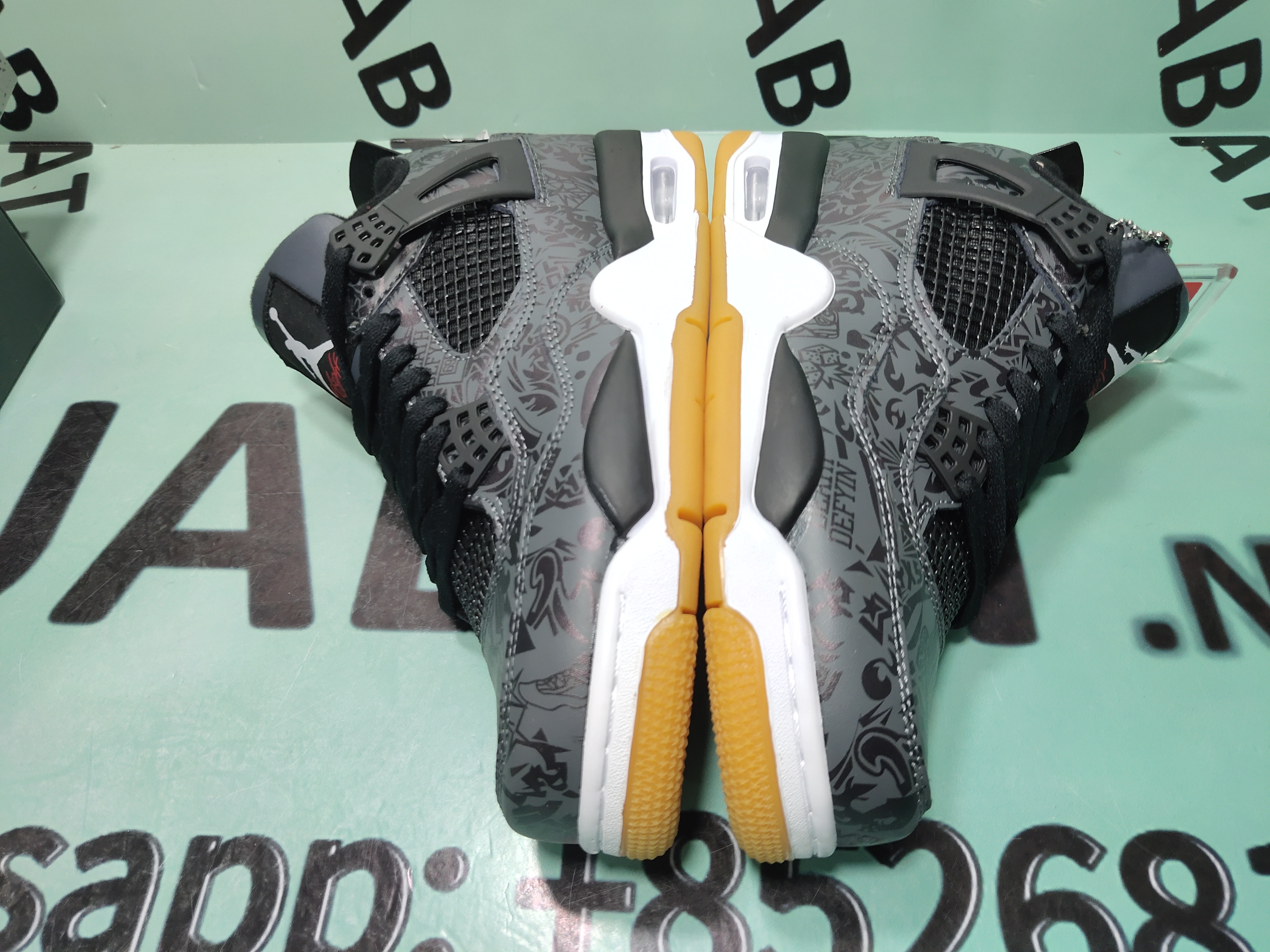 Uabat Jordan 4 Retro Laser Black Gum ,CI1184-001