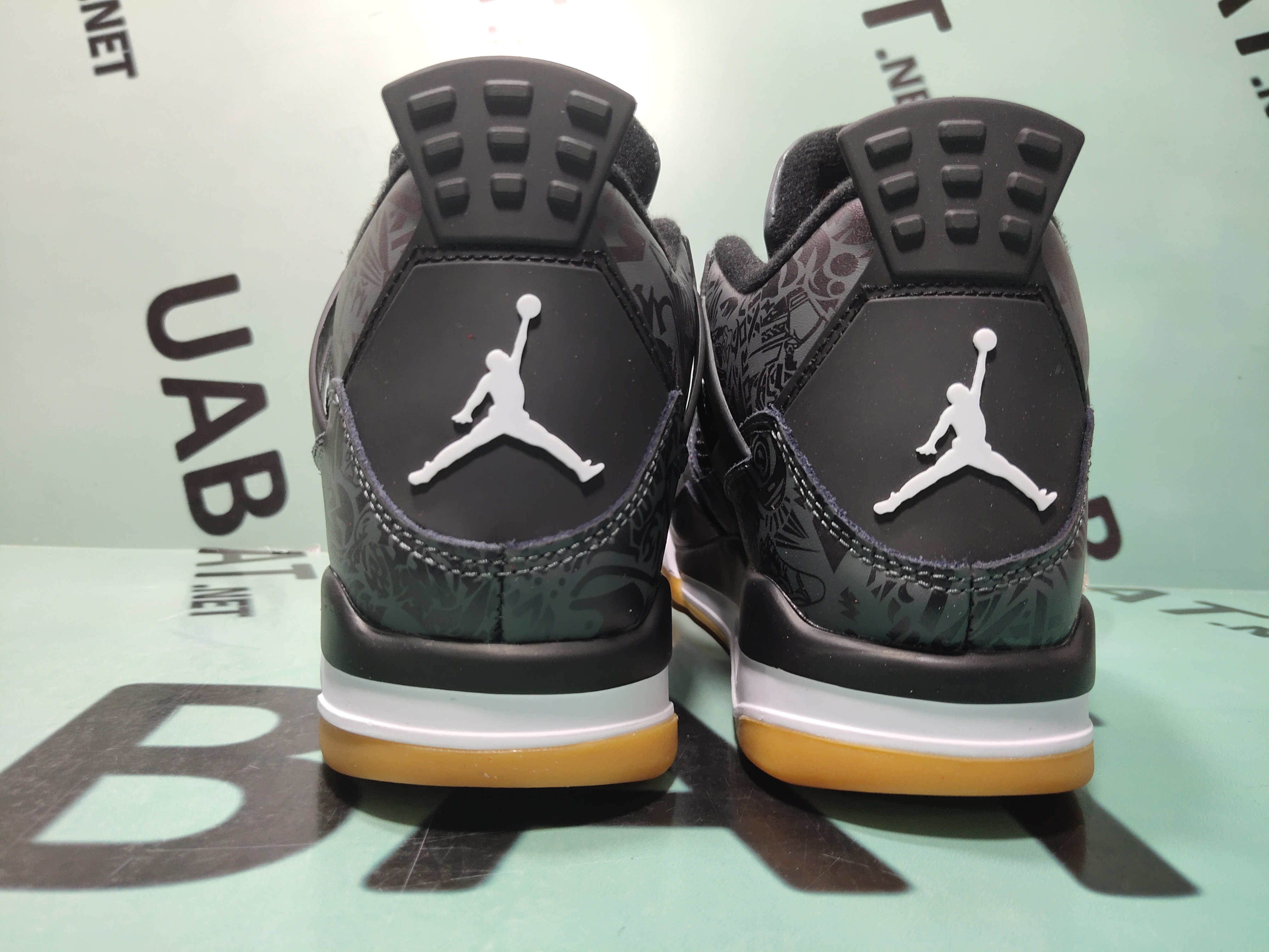 Uabat Jordan 4 Retro Laser Black Gum ,CI1184-001