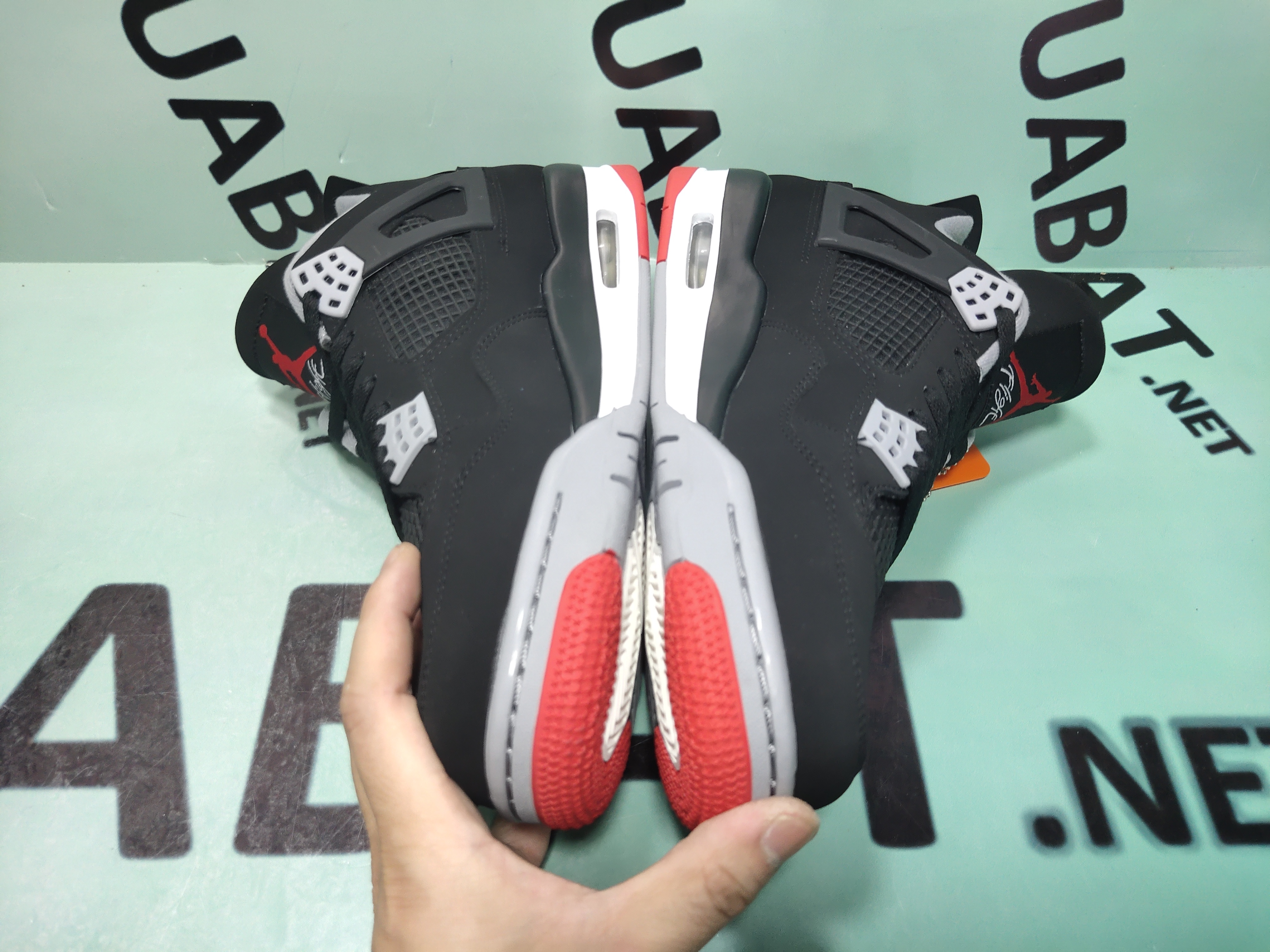 Uabat Jordan 4 Retro Bred (2019) ,308497-060