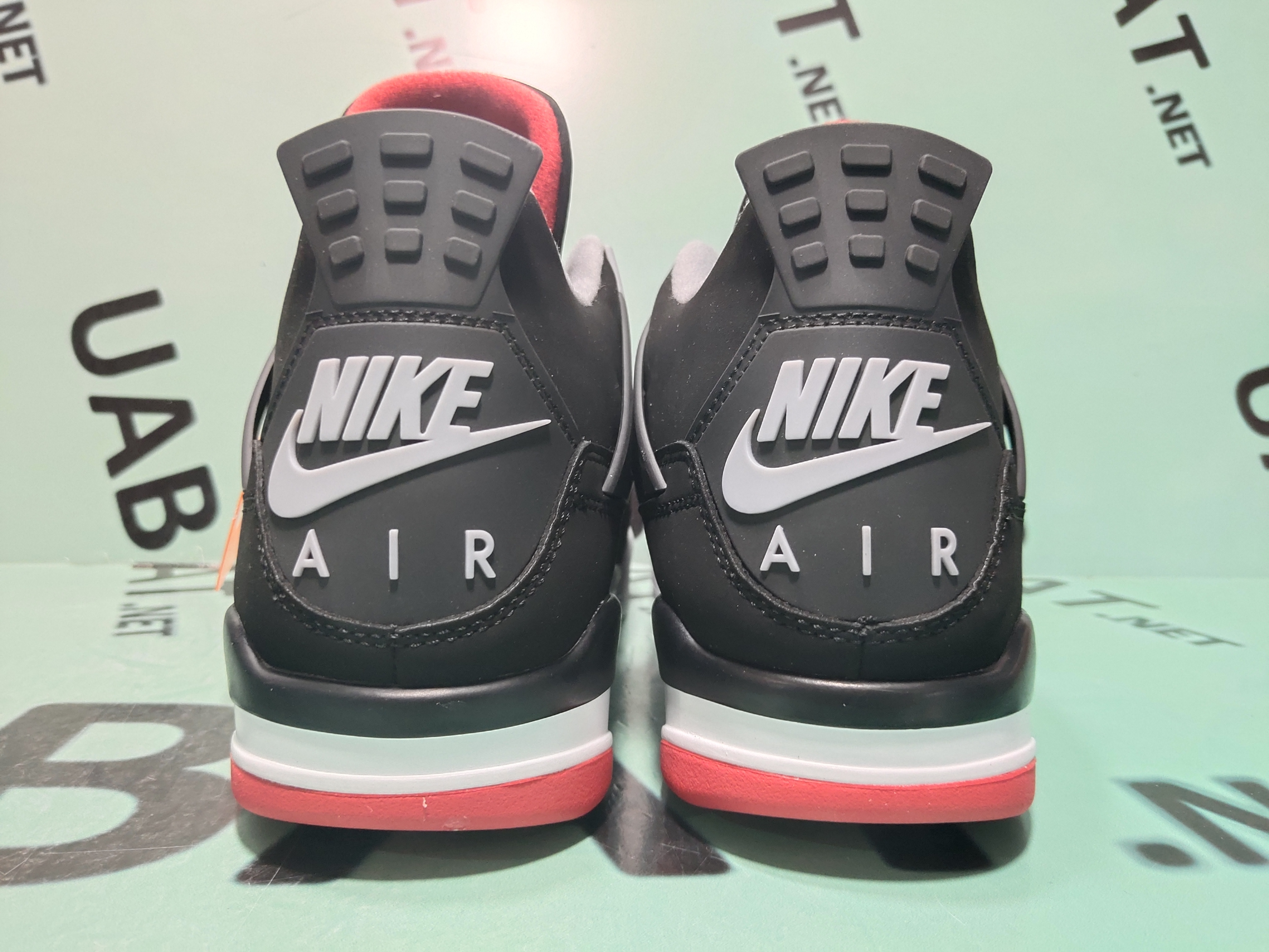 Uabat Jordan 4 Retro Bred (2019) ,308497-060