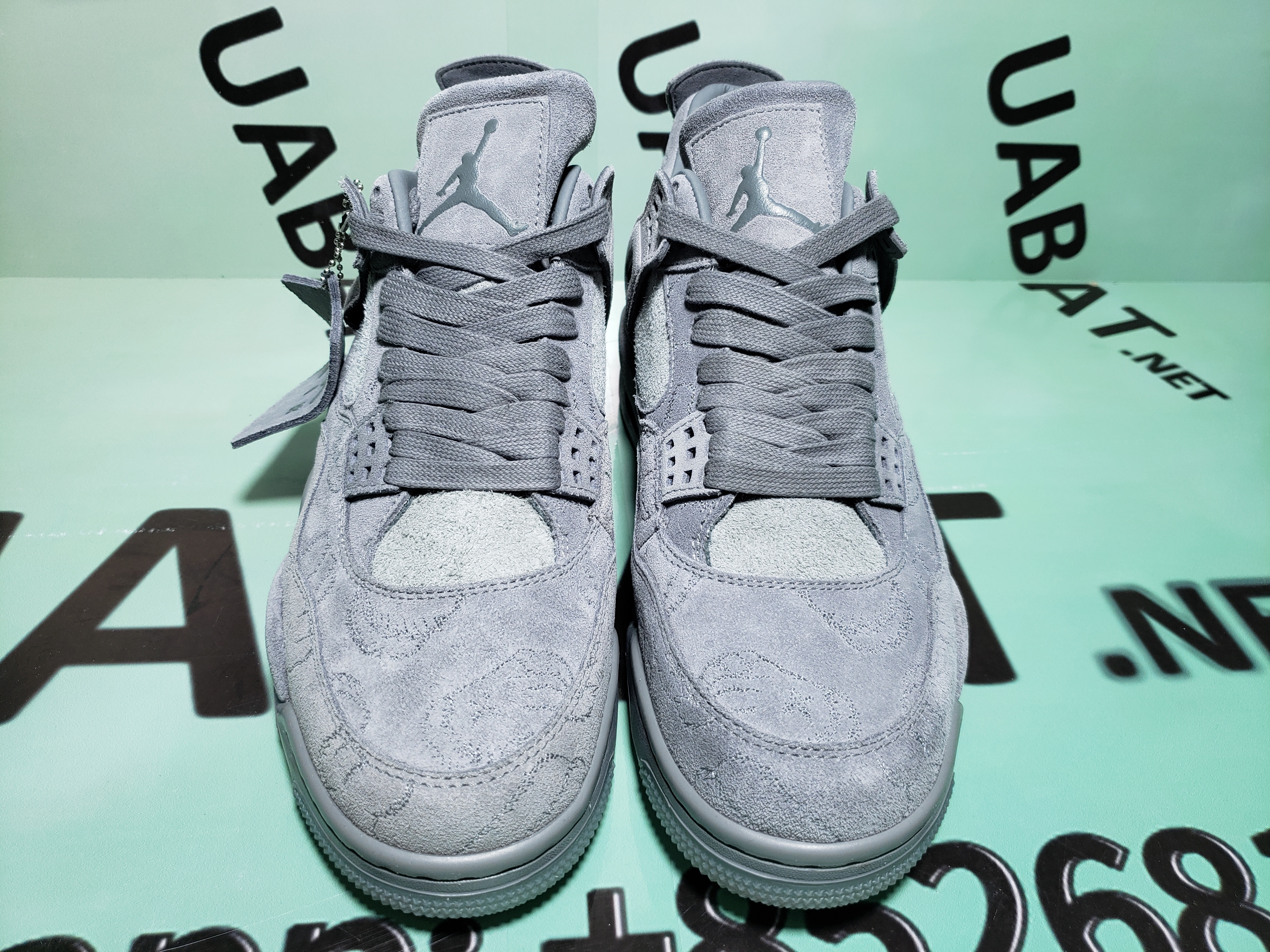 Uabat Jordan 4 Retro Kaws ,930155-003