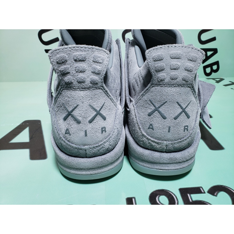 Uabat Jordan 4 Retro Kaws ,930155-003