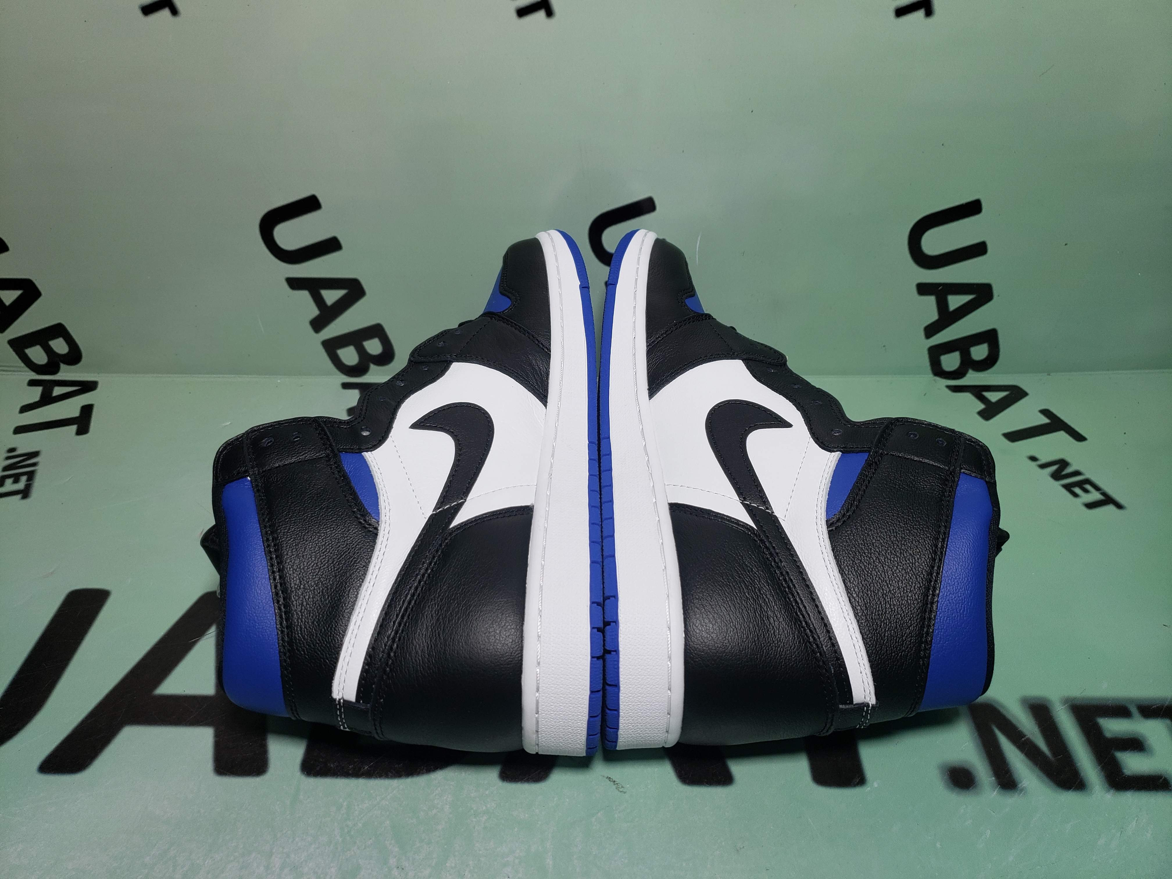 Uabat Jordan 1 Retro High Royal Toe ,555088 041