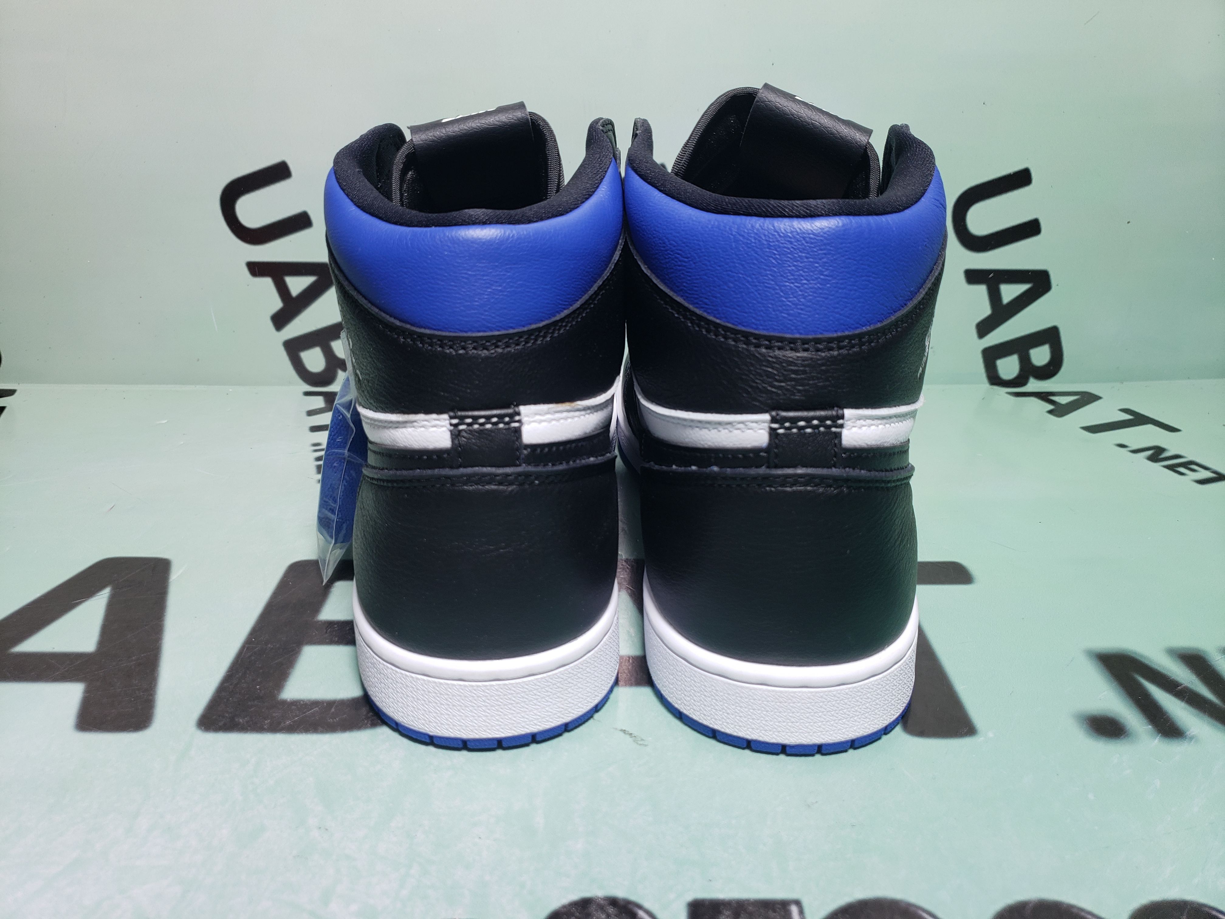 Uabat Jordan 1 Retro High Royal Toe ,555088 041