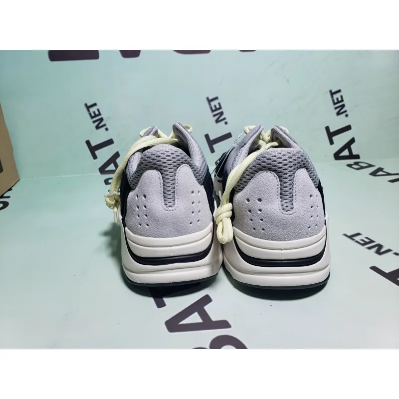 Uabat Yeezy Boost 700 Wave Runner Solid Grey ,B75571