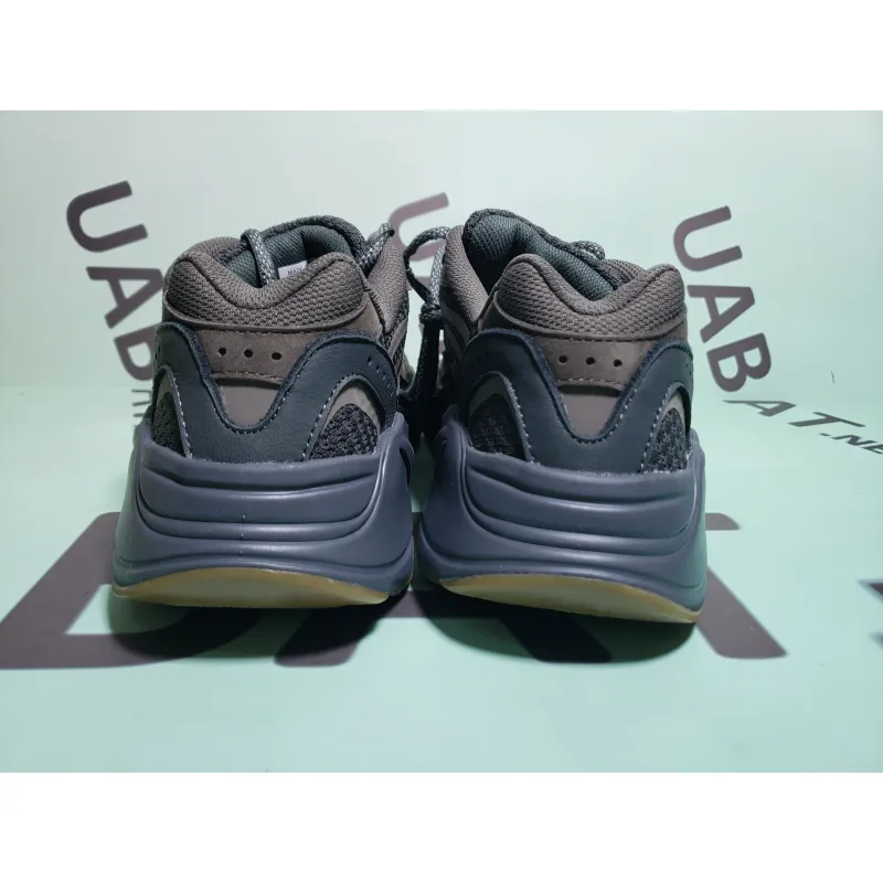 Uabat Yeezy Boost 700 V2 Geode,EG6860