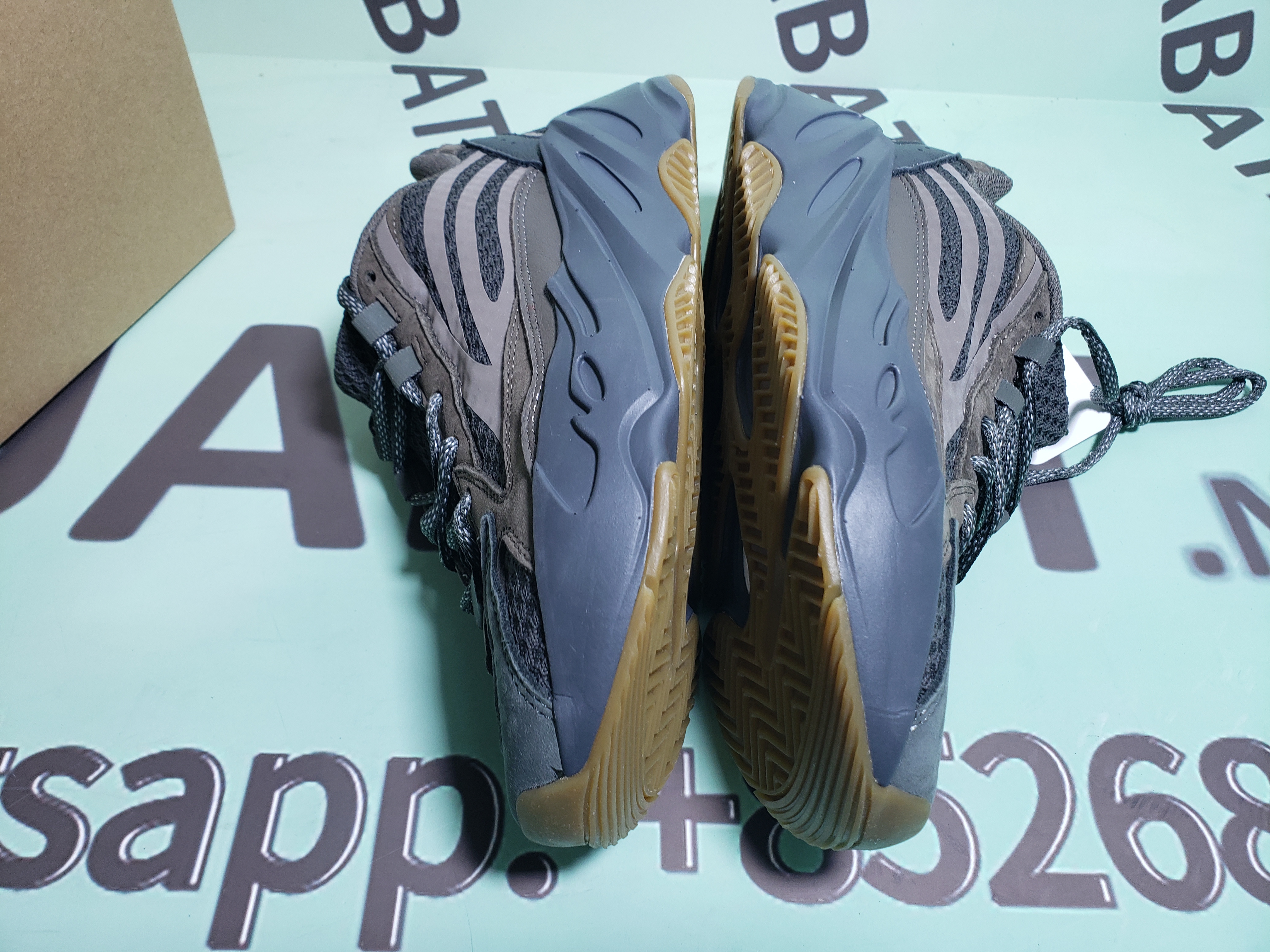 Uabat Yeezy Boost 700 V2 Geode,EG6860