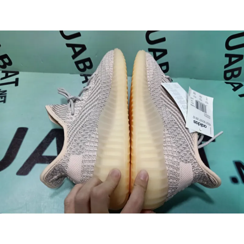 Uabat Yeezy Boost 350 V2 Synth (Reflective) ,FV5666