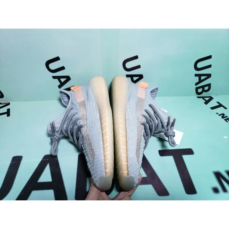 Uabat Yeezy Boost 350 V2 Trfrm ,EG7492