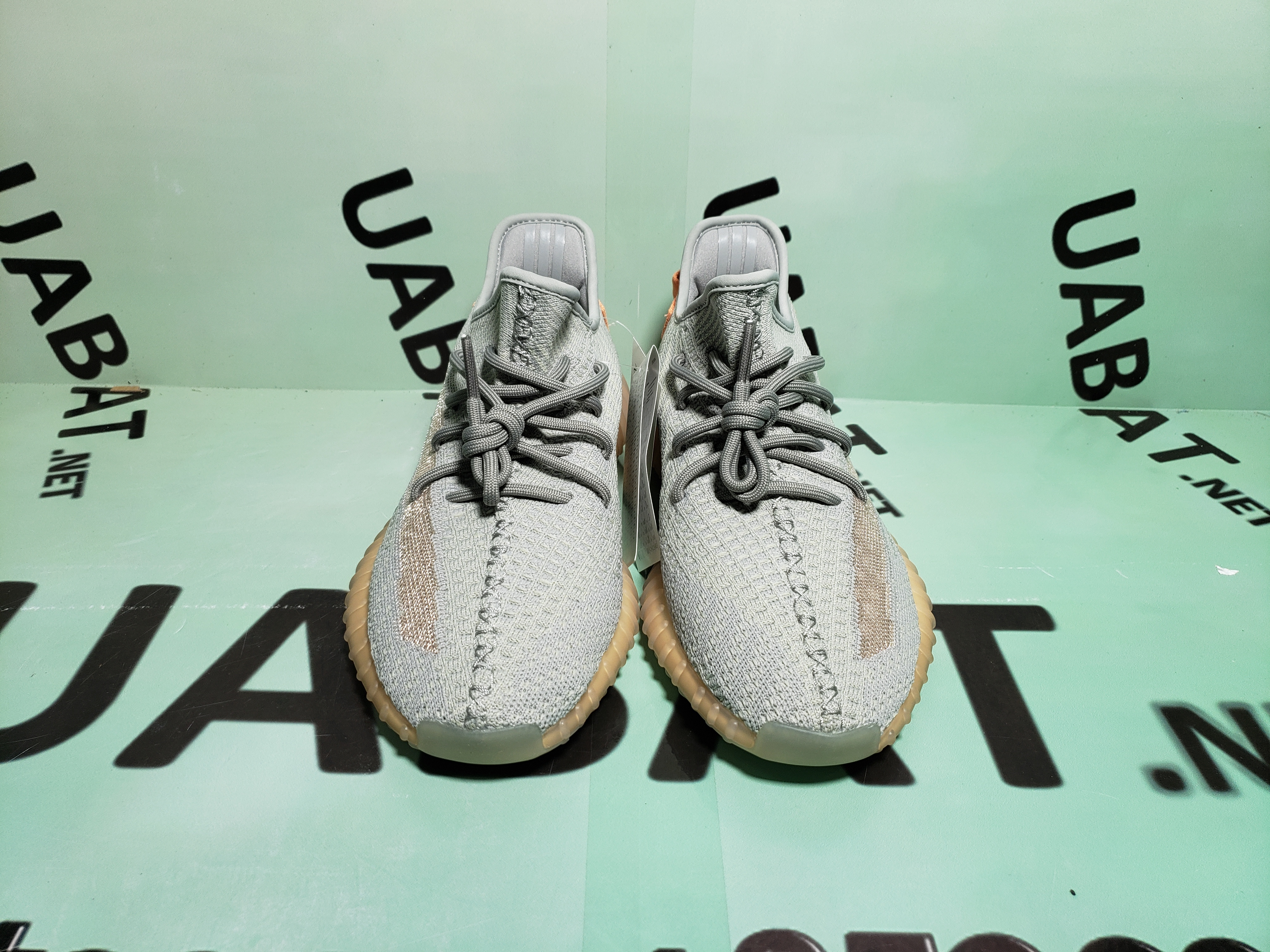 Uabat Yeezy Boost 350 V2 Trfrm ,EG7492