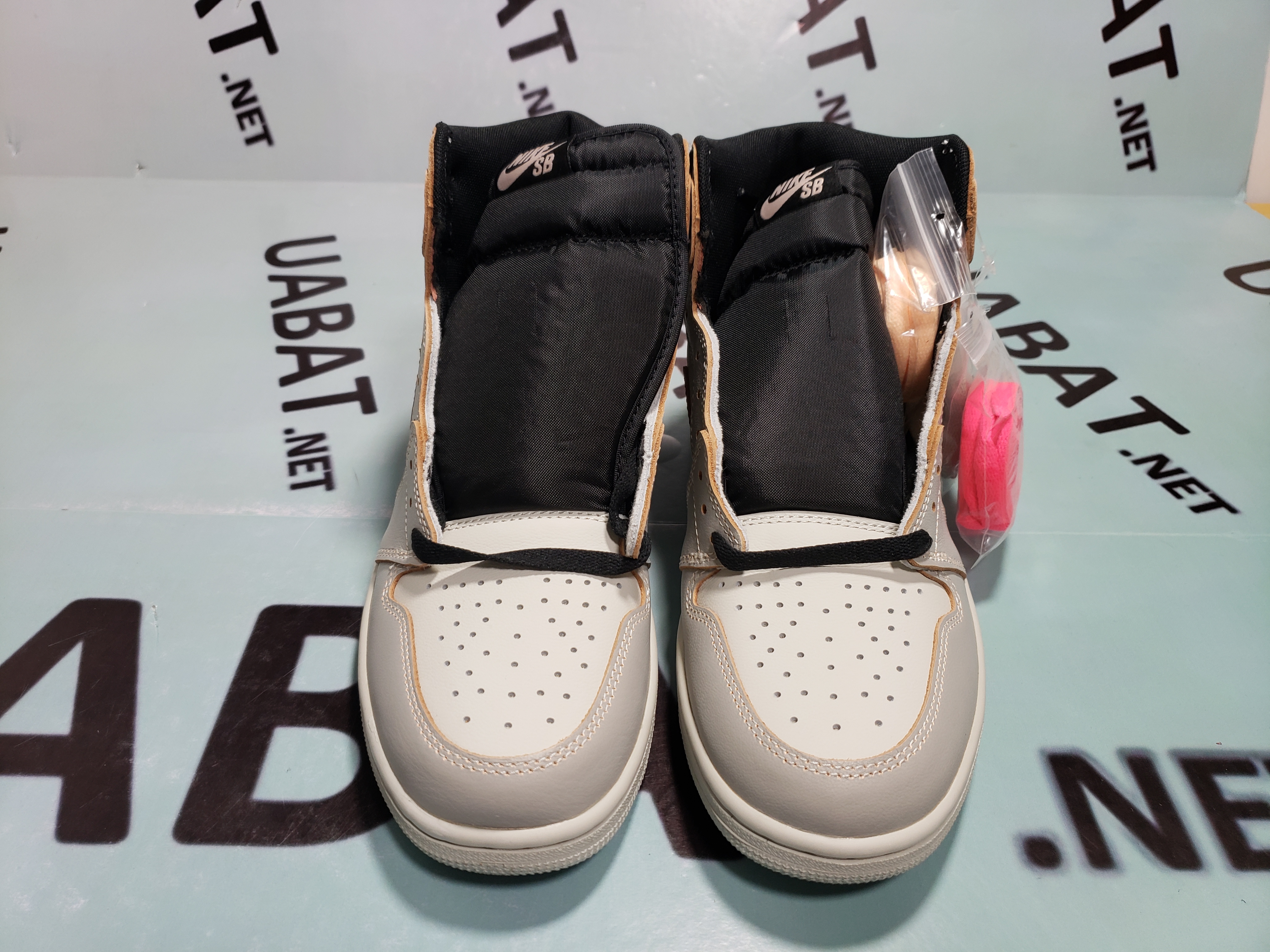 Uabat Jordan 1 Retro High Defiant SB NYC to Paris ,CD6578-006