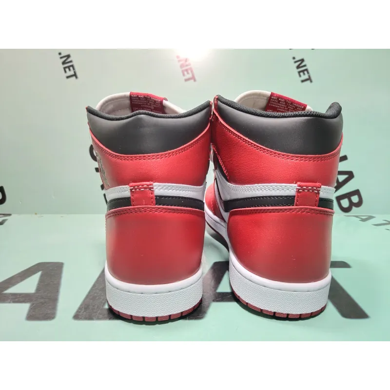 Uabat Jordan 1 Retro Chicago (2015) ,555088-101