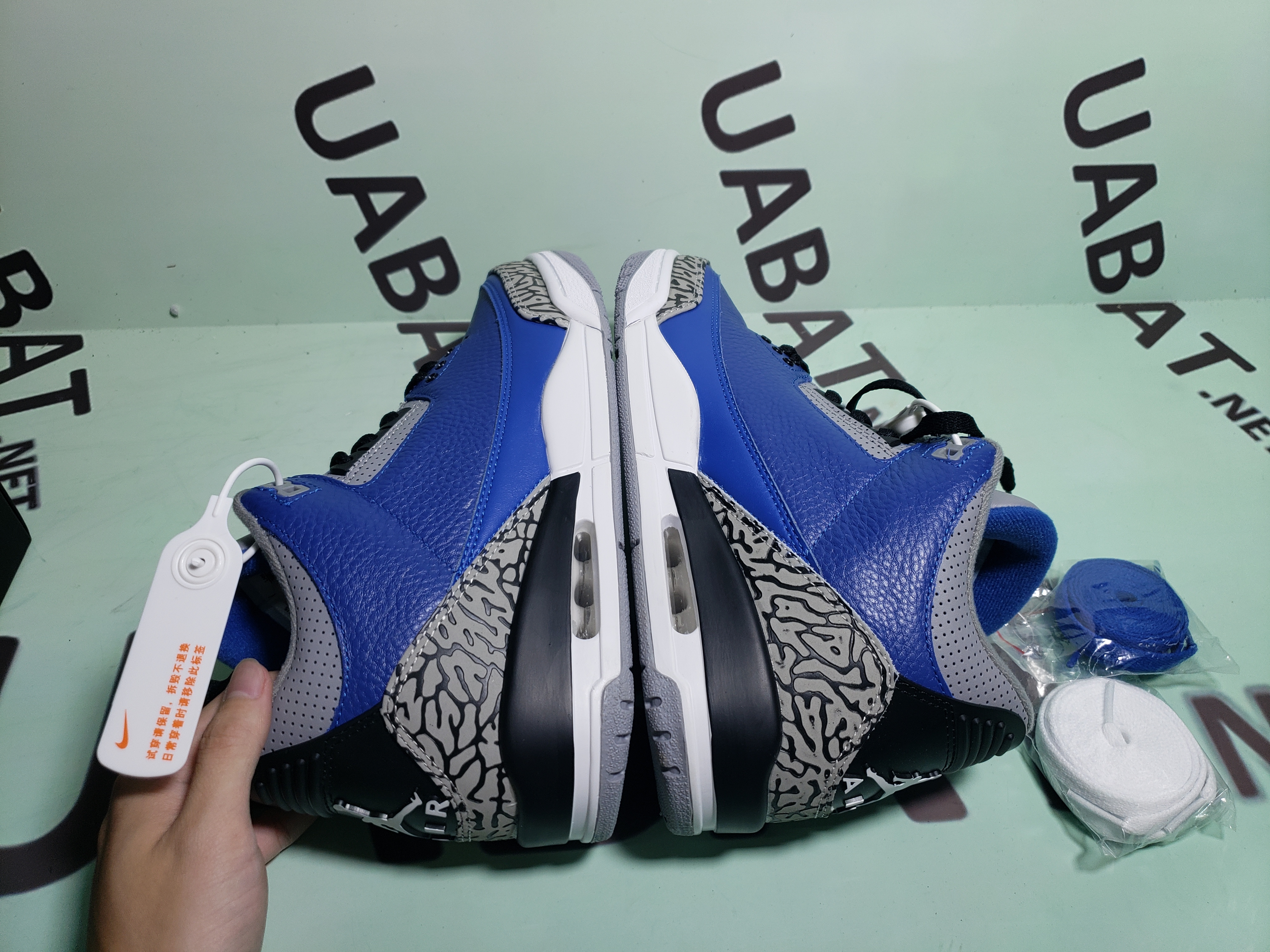 Uabat Jordan 3 Retro Varsity Royal Cement ,CT8532-400