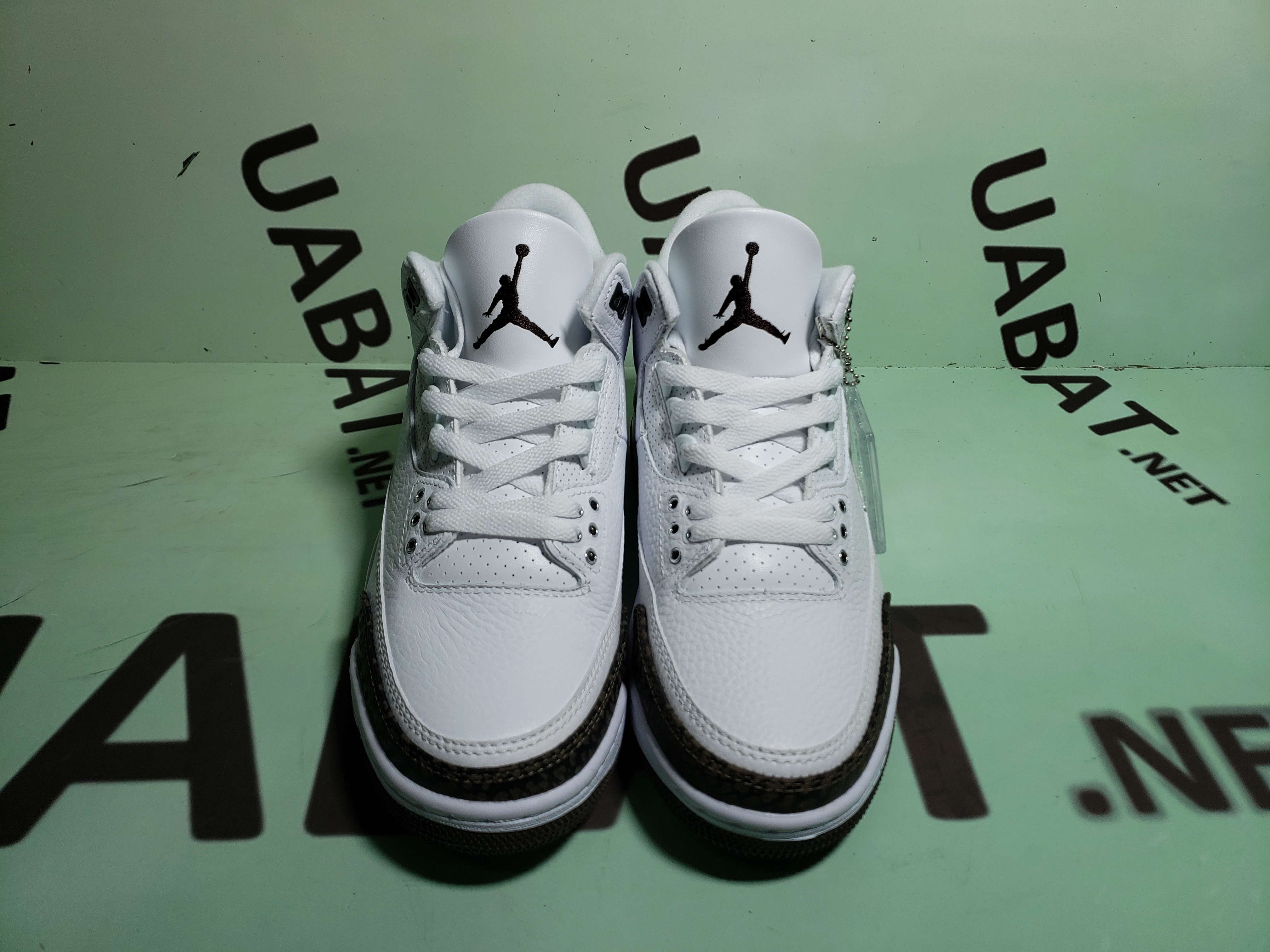 Uabat Jordan 3 Retro Mocha (2018) ,136064-122