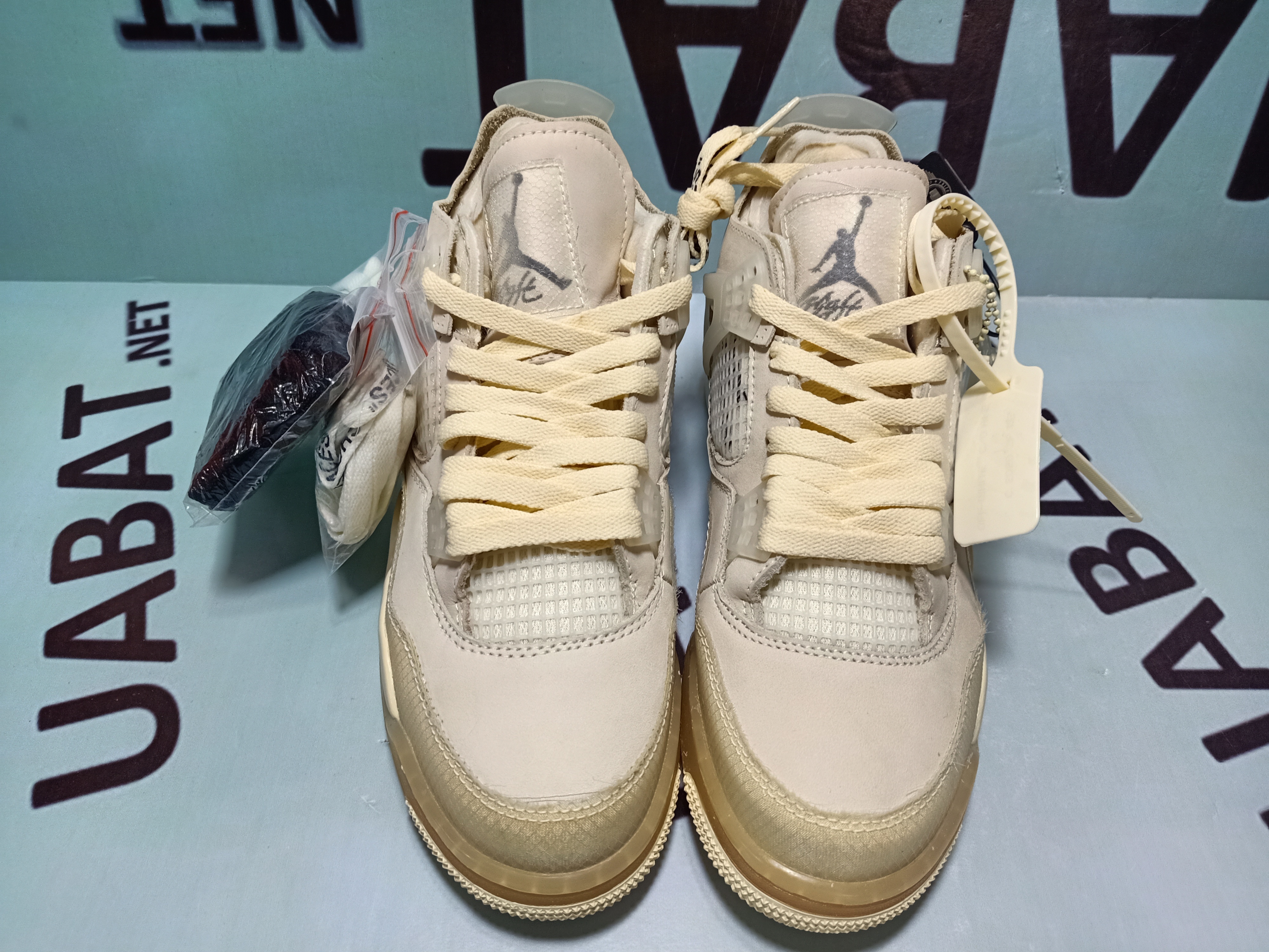 Uabat Jordan 4 Retro Off-White Sail, CV9388-100
