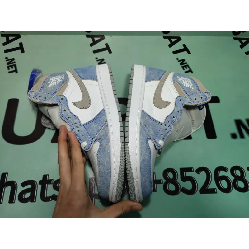 Uabat Jordan 1 Retro High Hyper Royal, 555088-402