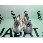 OG Yeezy Foam RNNR MXT Moon Gray, GV7904
