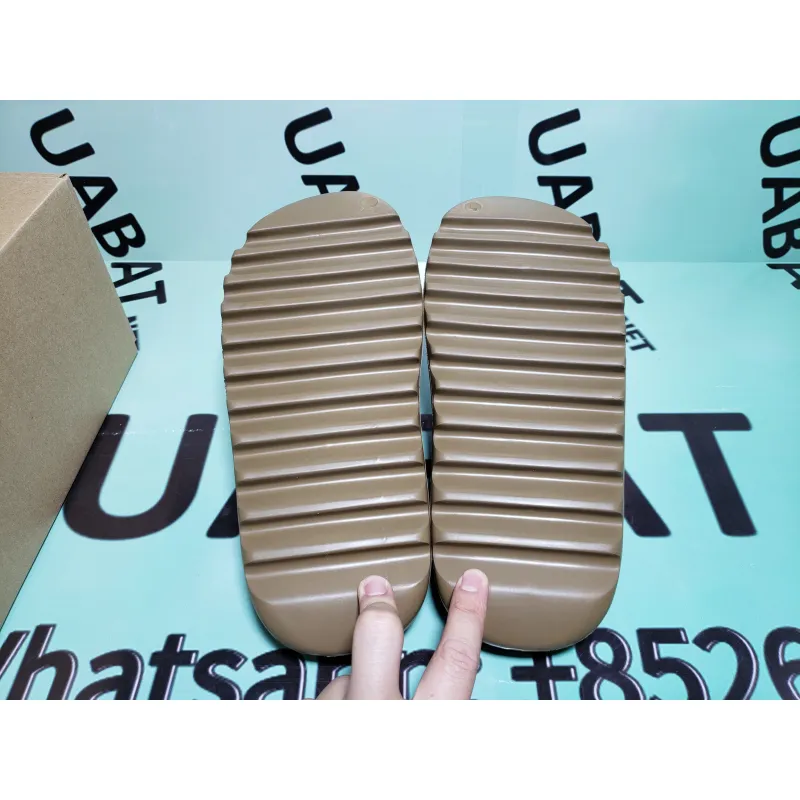 OG Yeezy Slide CORE, G55492