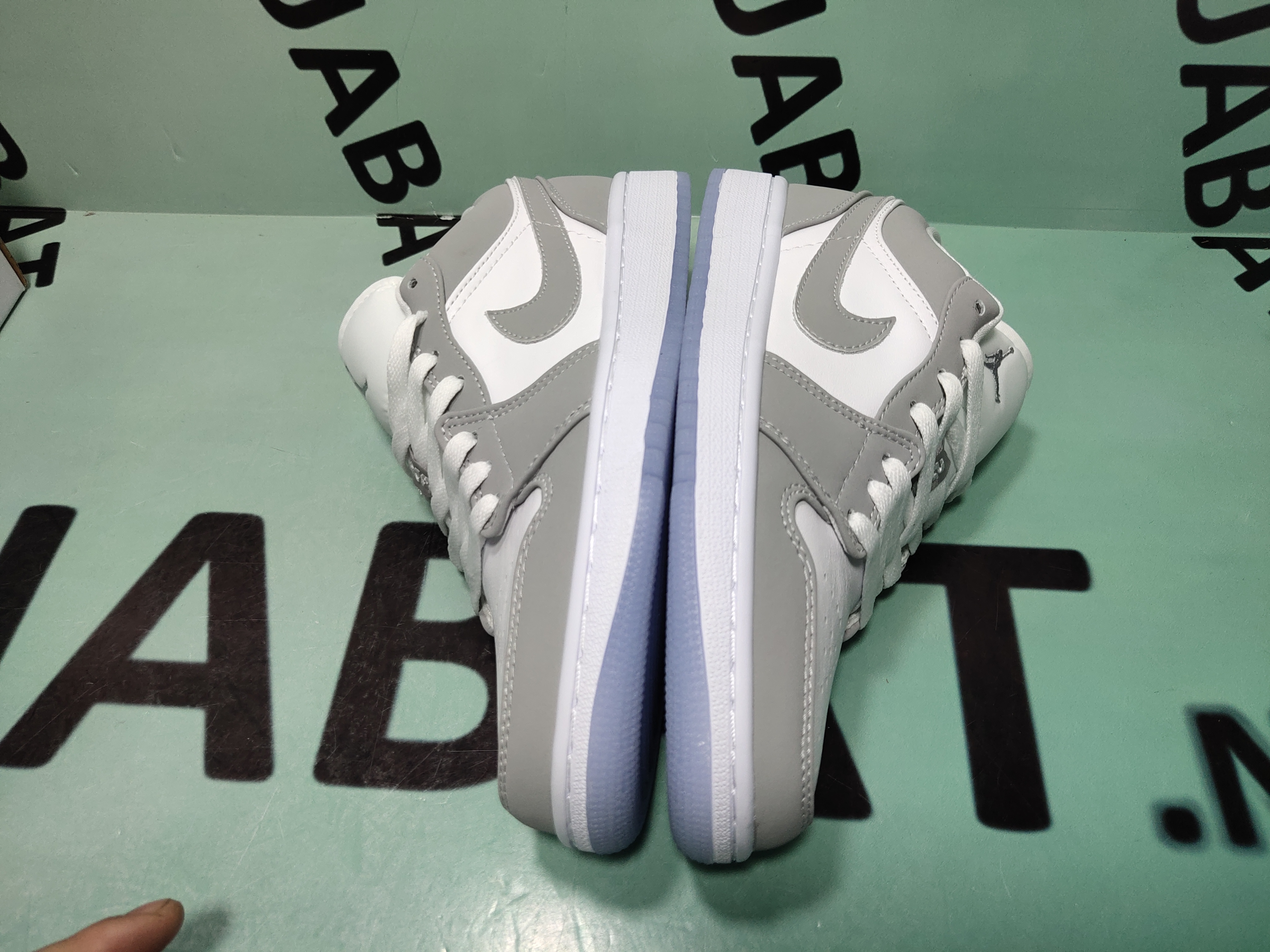 OG Air Jordan 1 Low Wolf Grey, DC0774-105