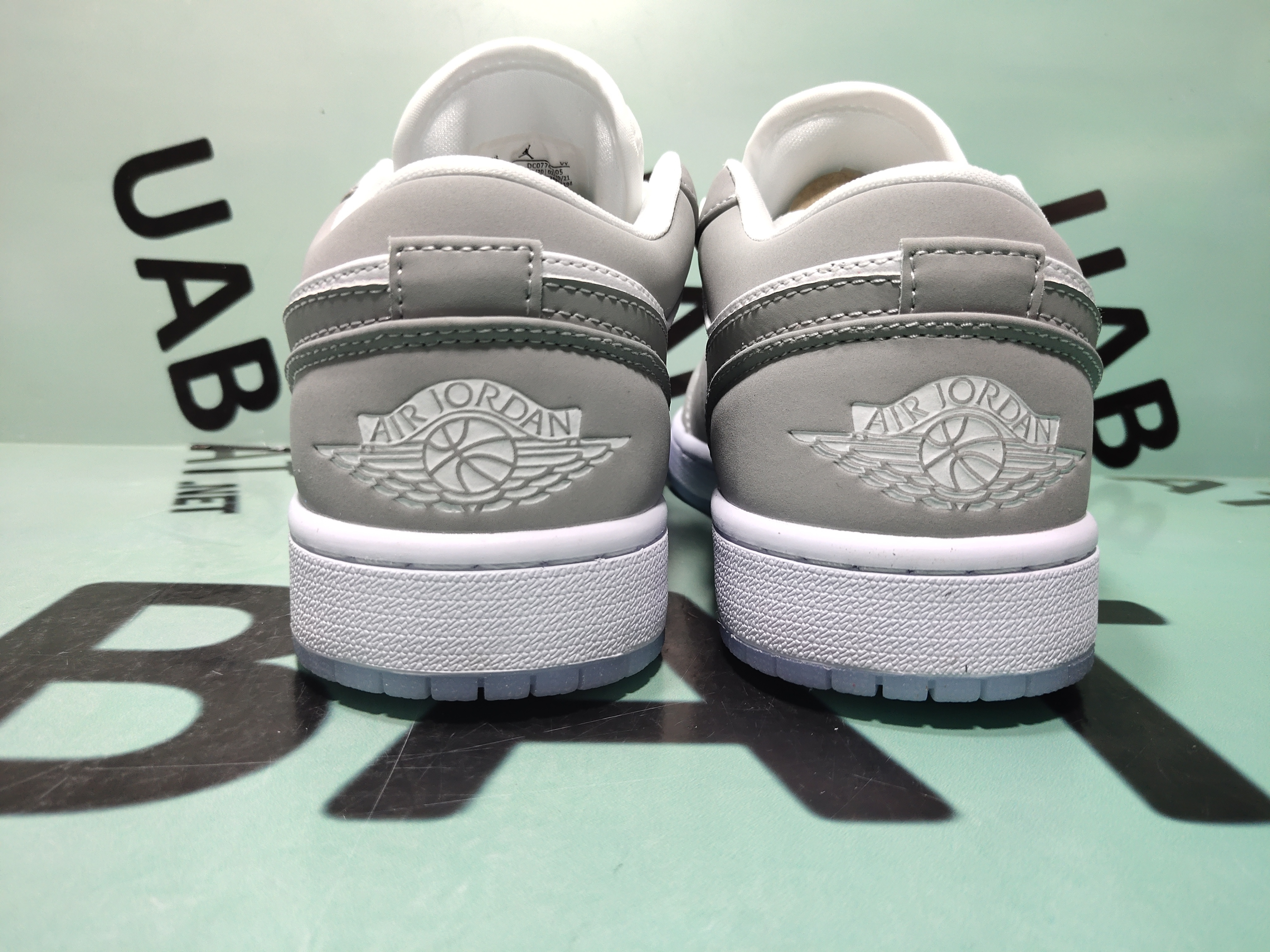 OG Air Jordan 1 Low Wolf Grey, DC0774-105