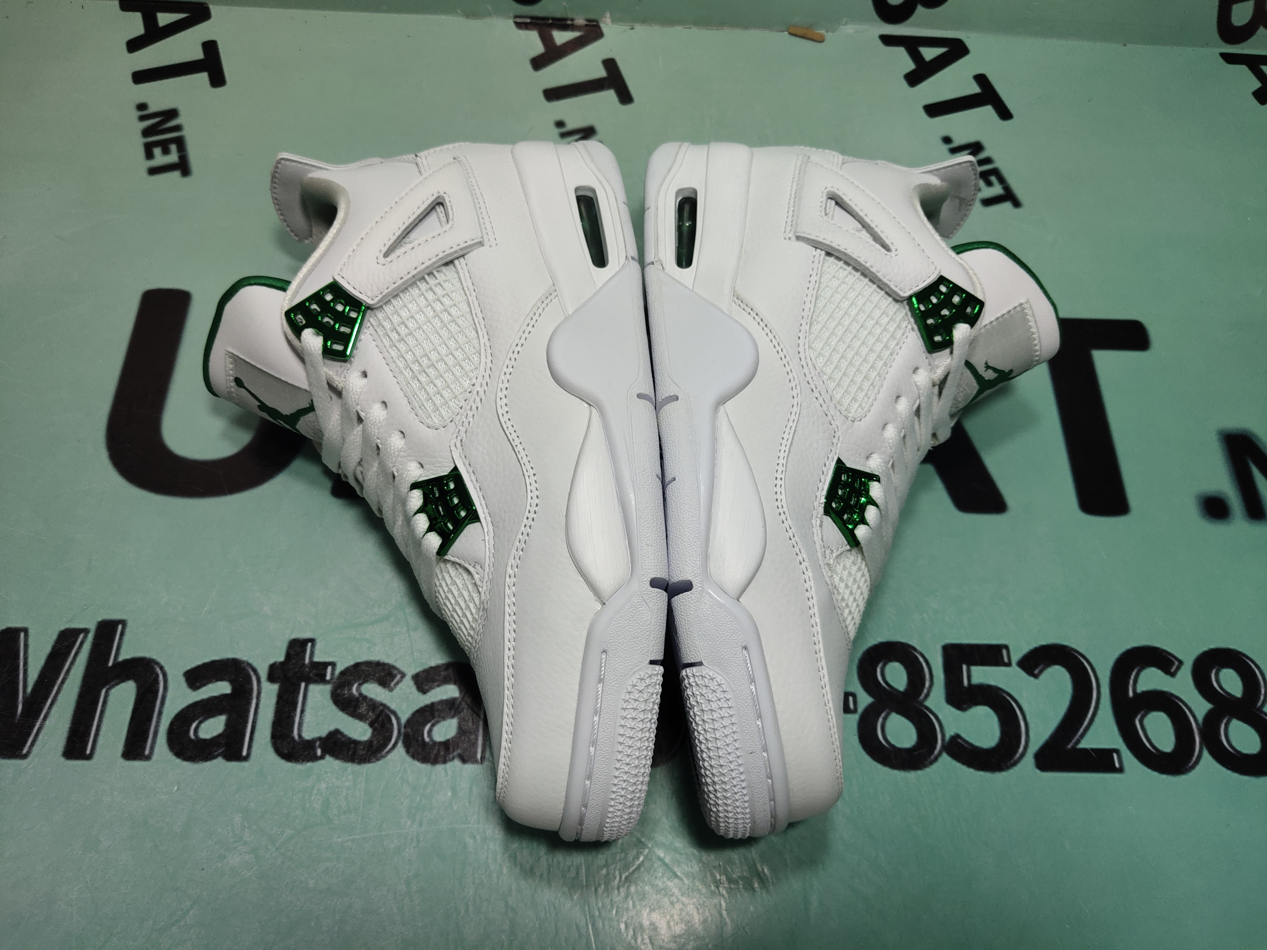 Uabat Jordan 4 Retro Metallic Green, CT8527-113