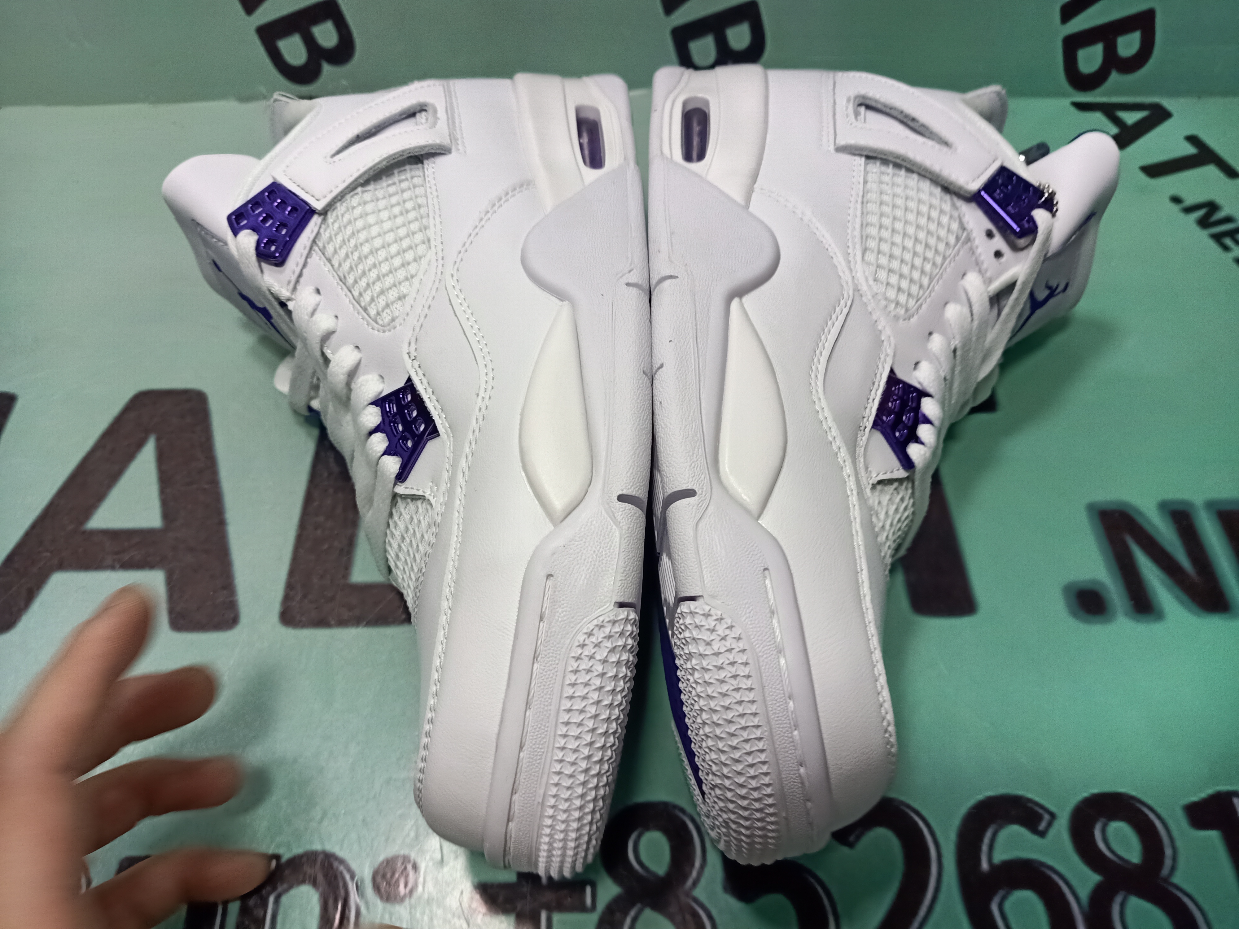 Uabat Jordan 4 Retro Metallic Purple, CT8527-115