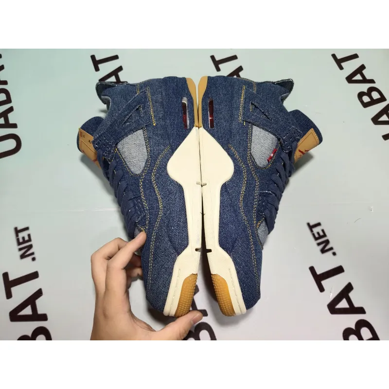 Uabat Jordan 4 Retro Levi's Denim (Tag with Levi's Logo),  AO2571-401