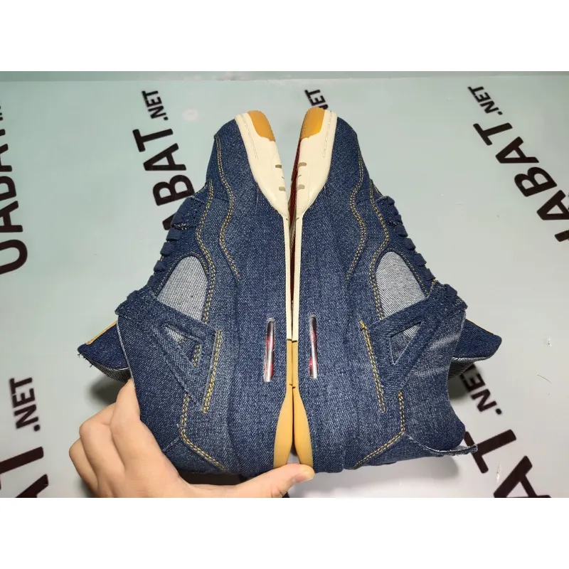 Uabat Jordan 4 Retro Levi's Denim (Tag with Levi's Logo),  AO2571-401