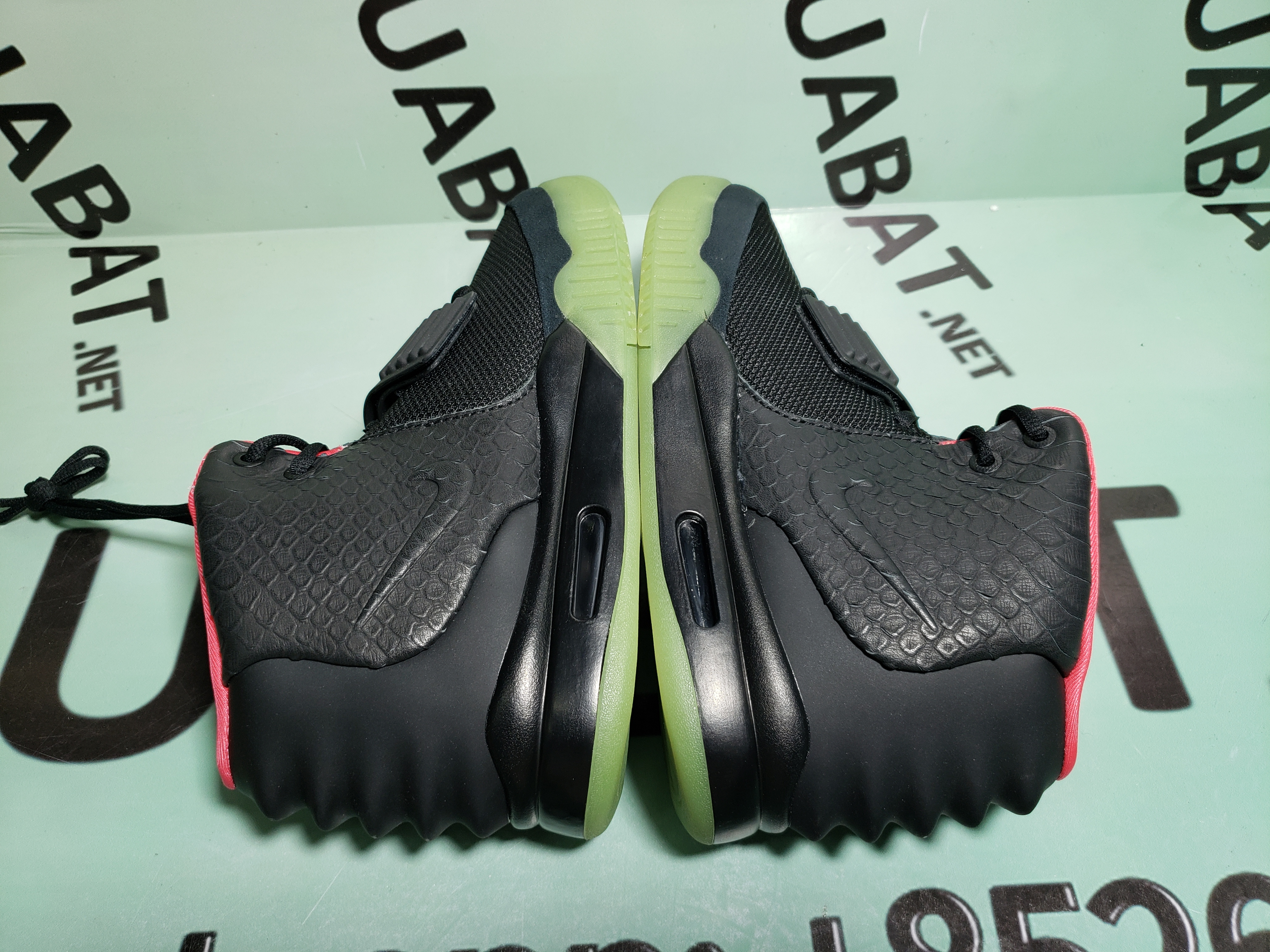 Uabat Air Yeezy 2 Solar Red ,508214-006