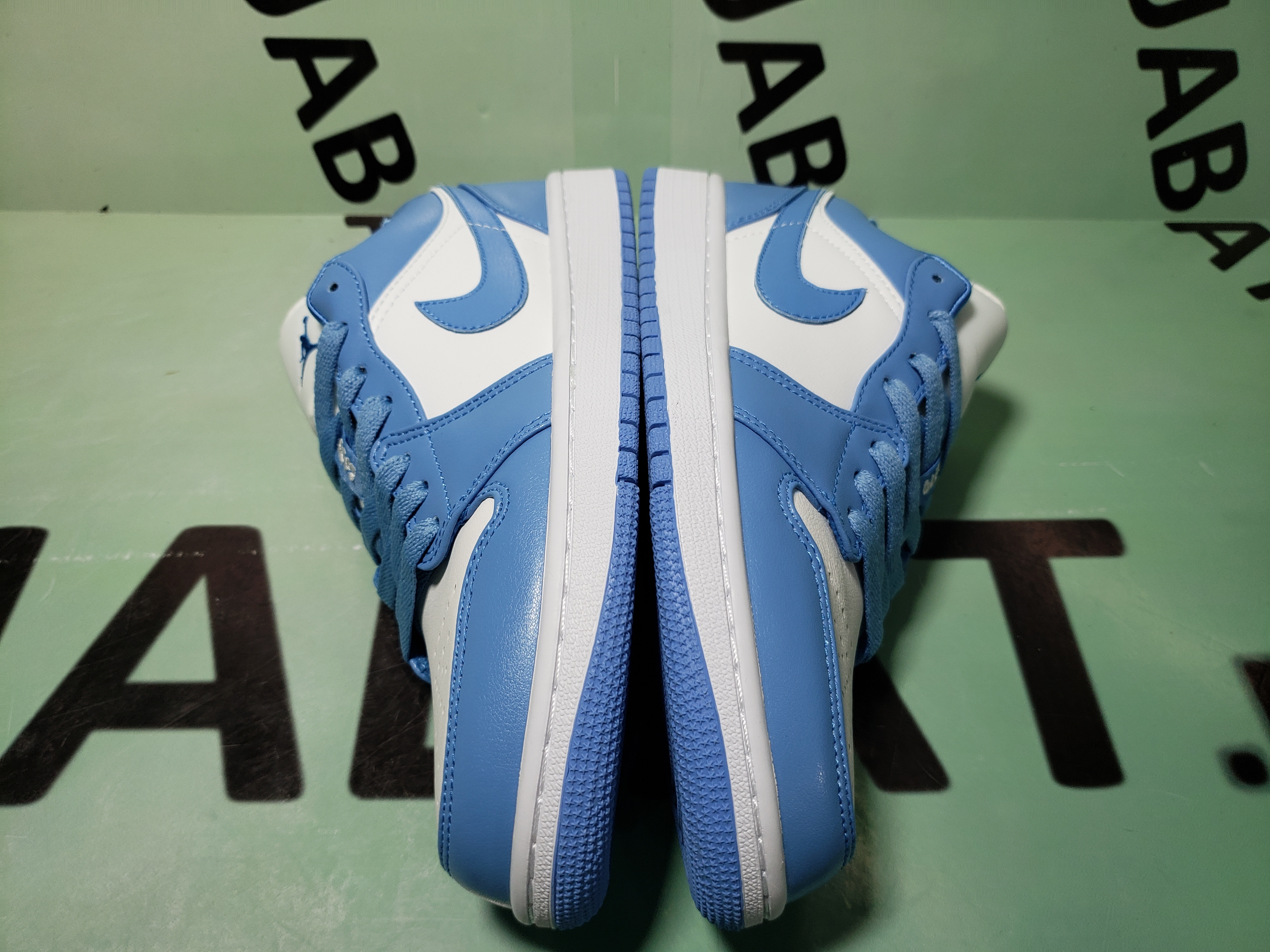 OG Air Jordan 1 Low UNC, AO9944-441