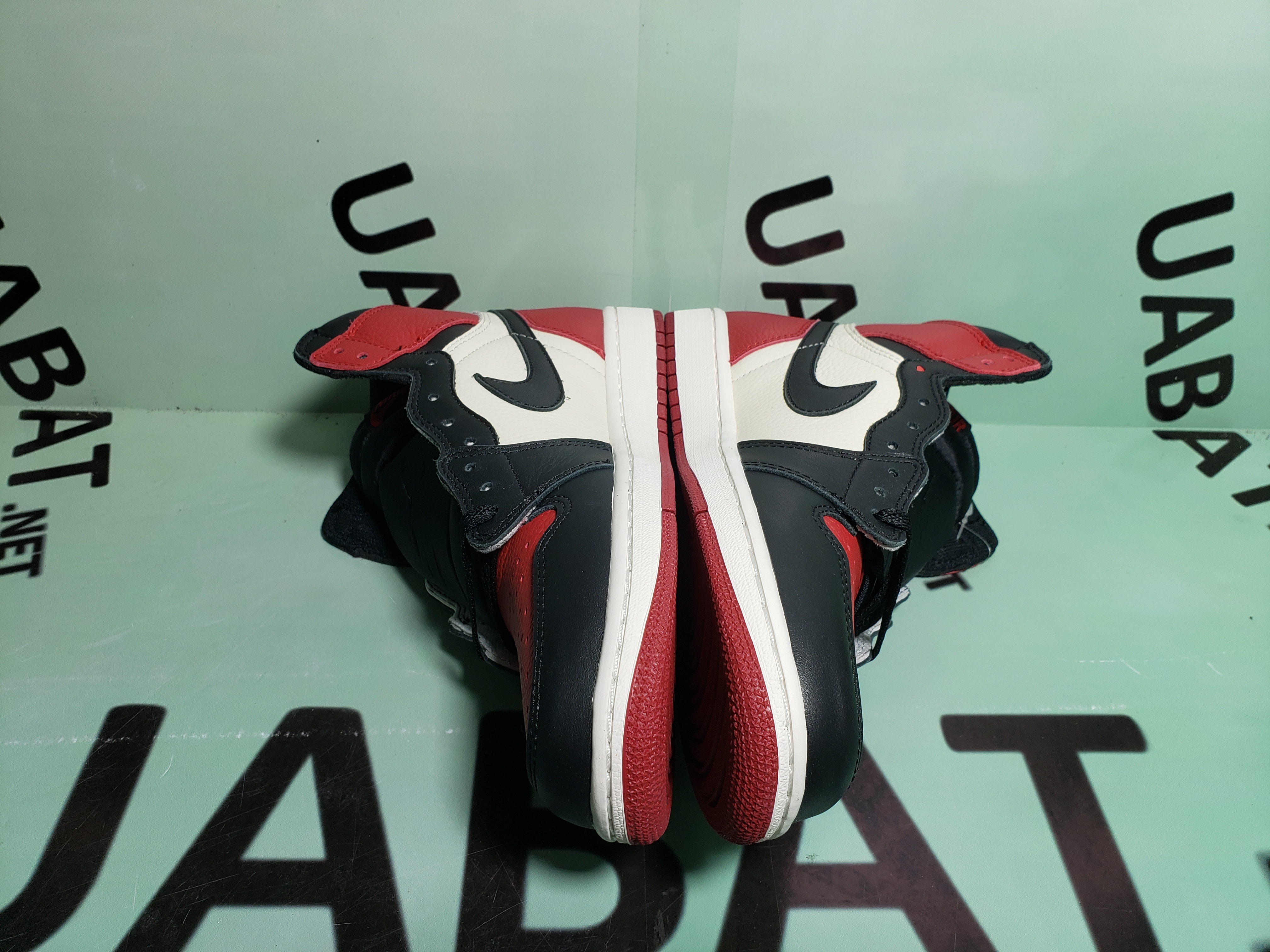 OG Jordan 1 High OG Bred Toe, 555088-610