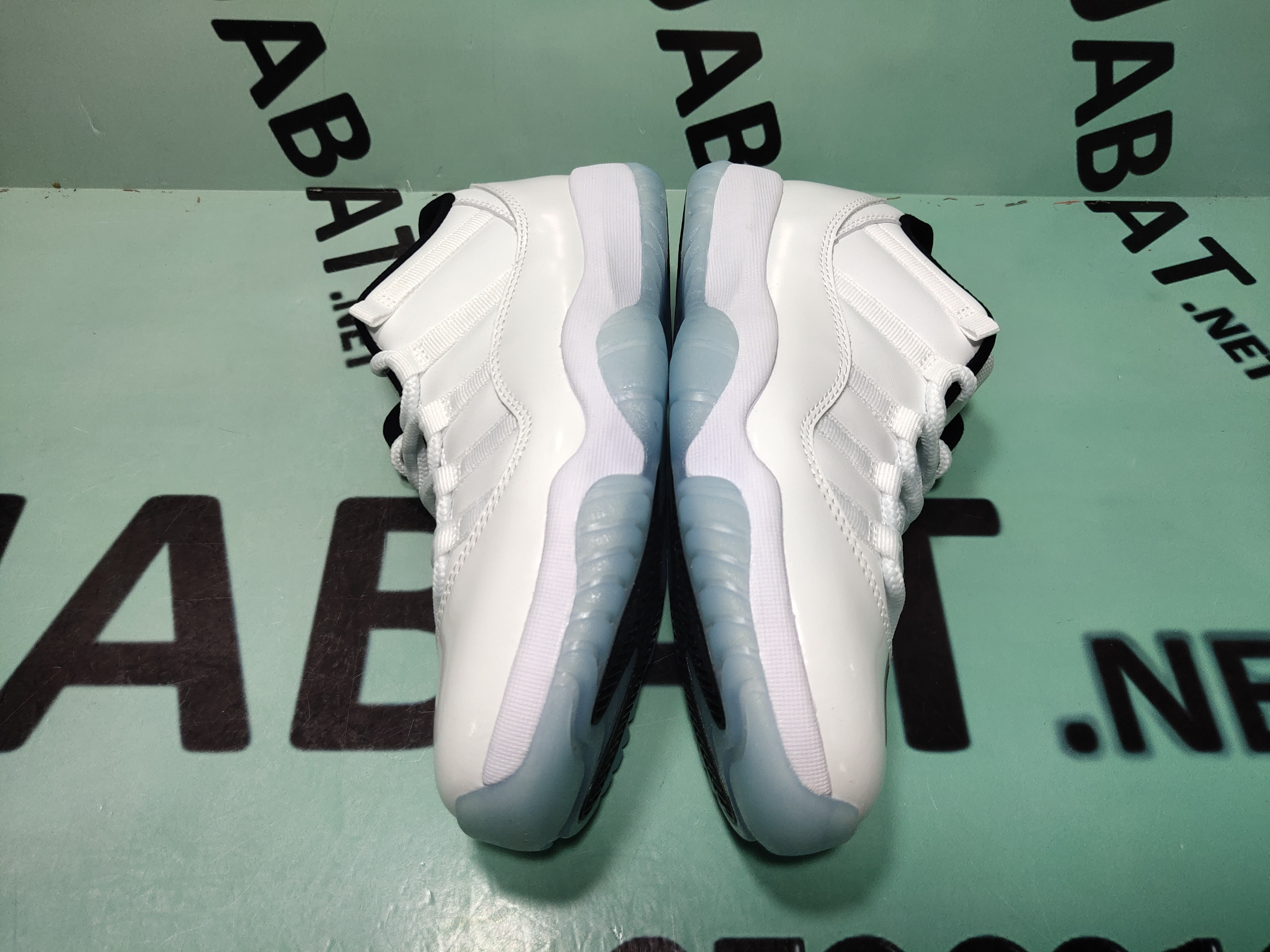 OG Jordan 11 Retro Low Legend Blue, 528896-117