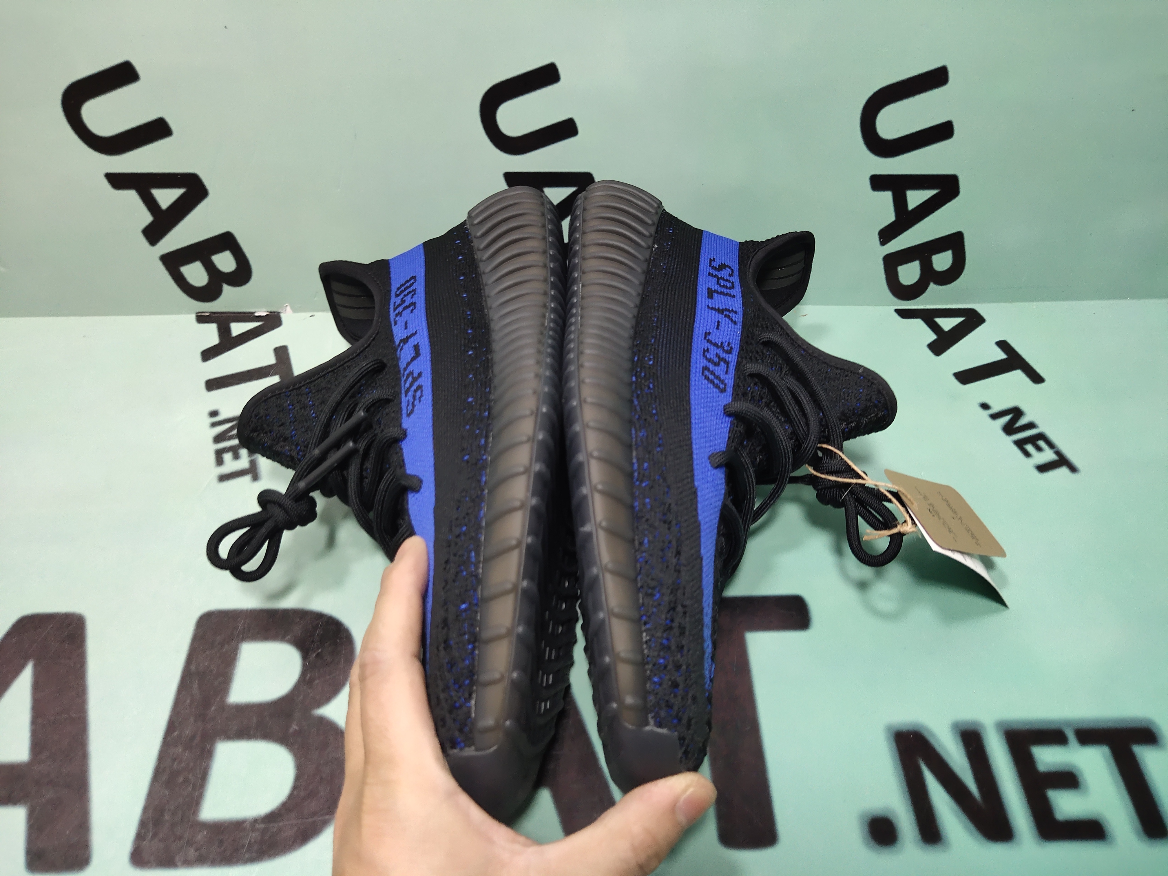 Uabat Yeezy Boost 350 V2 Black Blue ,GY7164