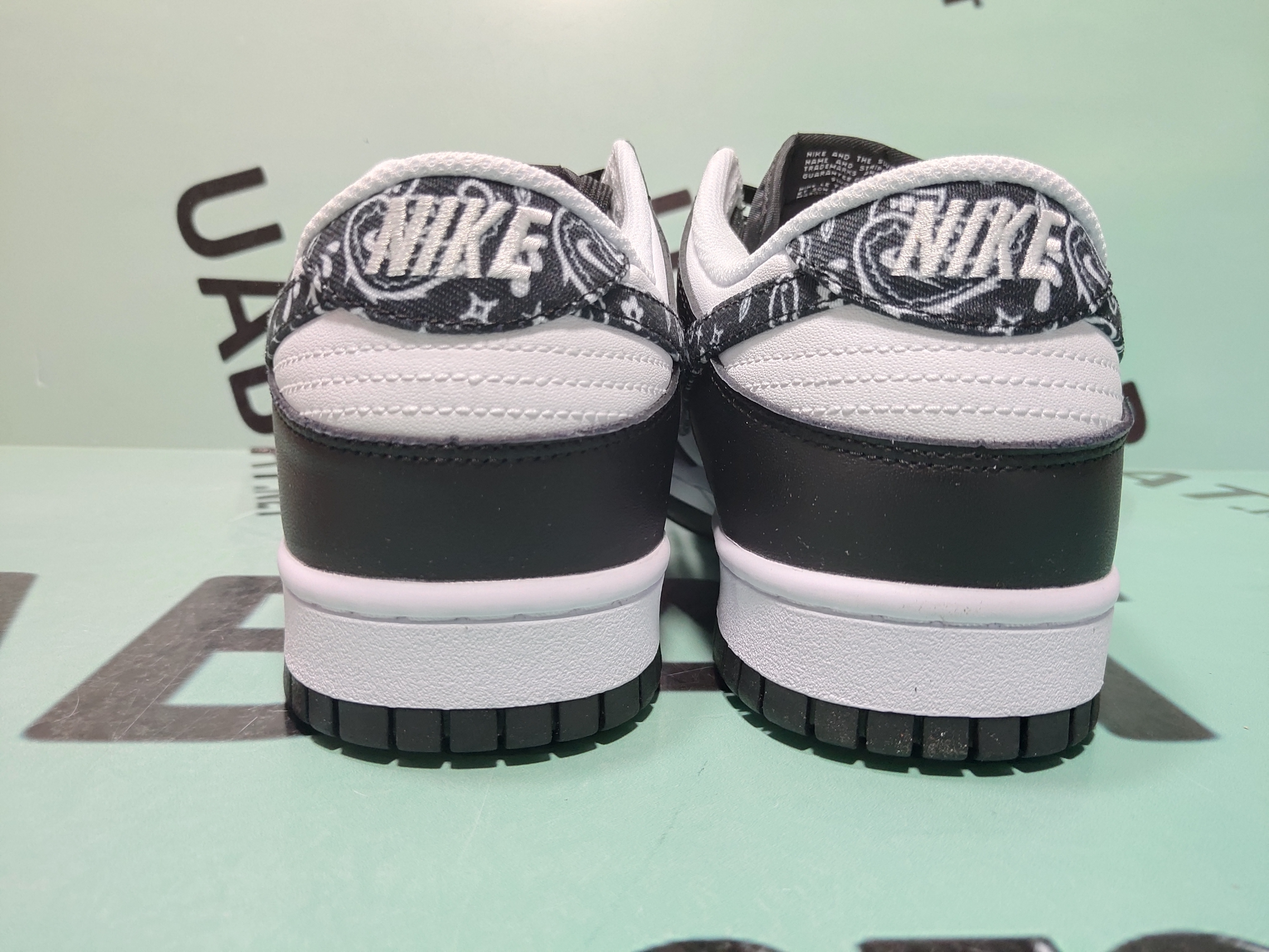 OG Dunk Low Black Paisley, DH4401-100