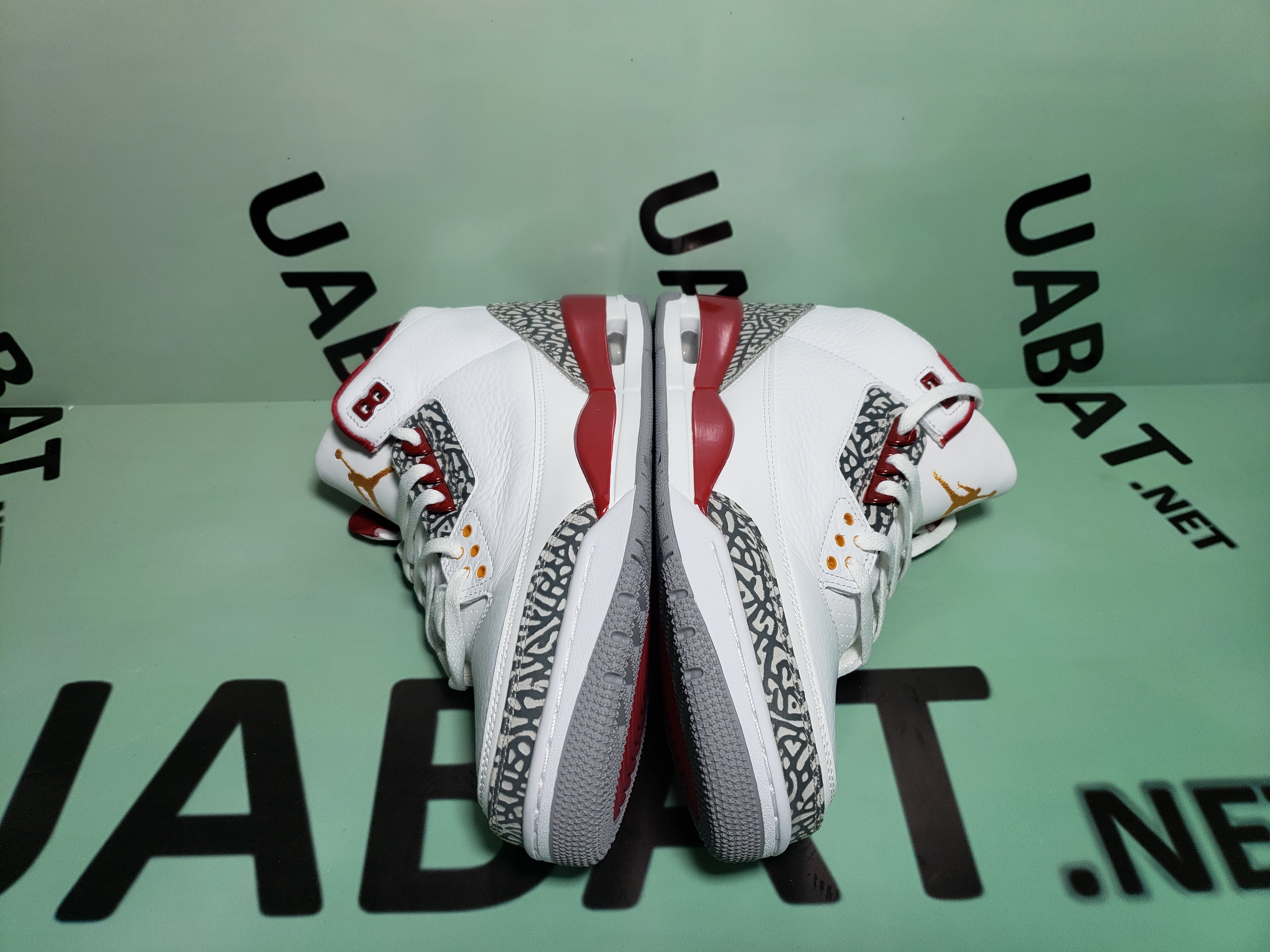 Uabat Jordan 3 Retro Cardinal Red, CT8532-126