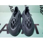 OG Yeezy Foam RNNR Onyx, HP8739