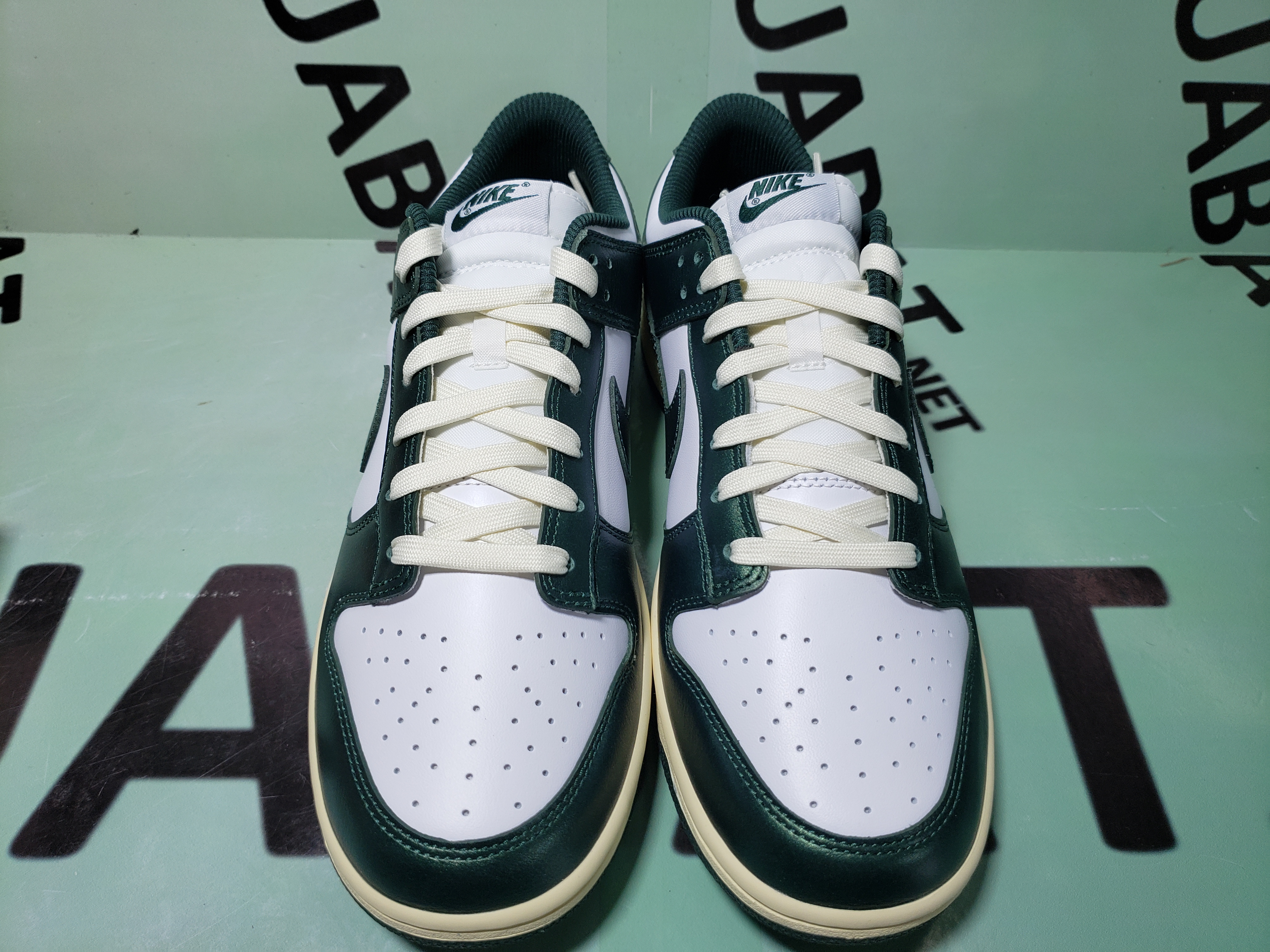 Uabat Dunk Low Vintage Green ,DQ8580-100  