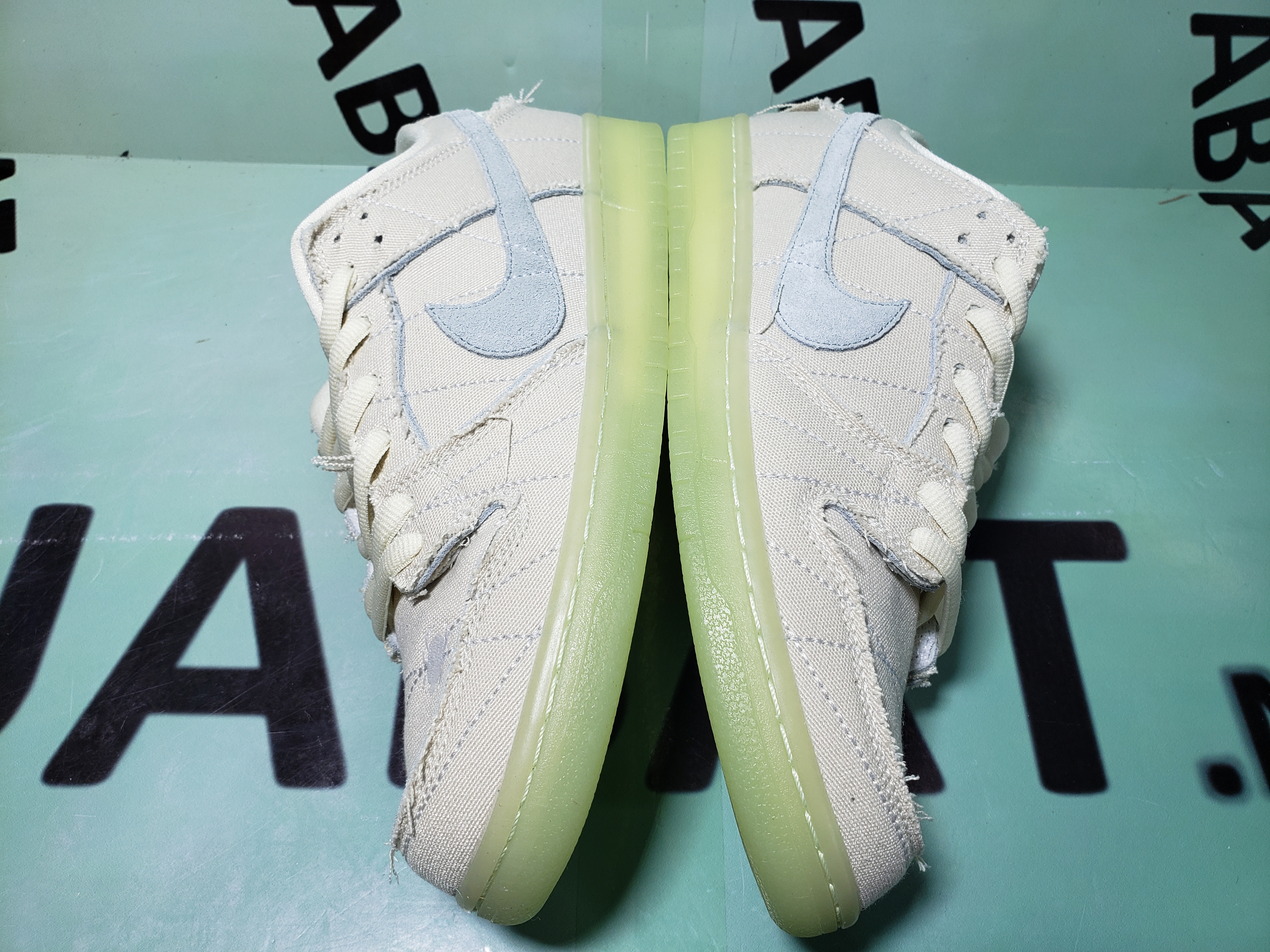 Uabat SB Dunk Low Mummy, DM0774-111