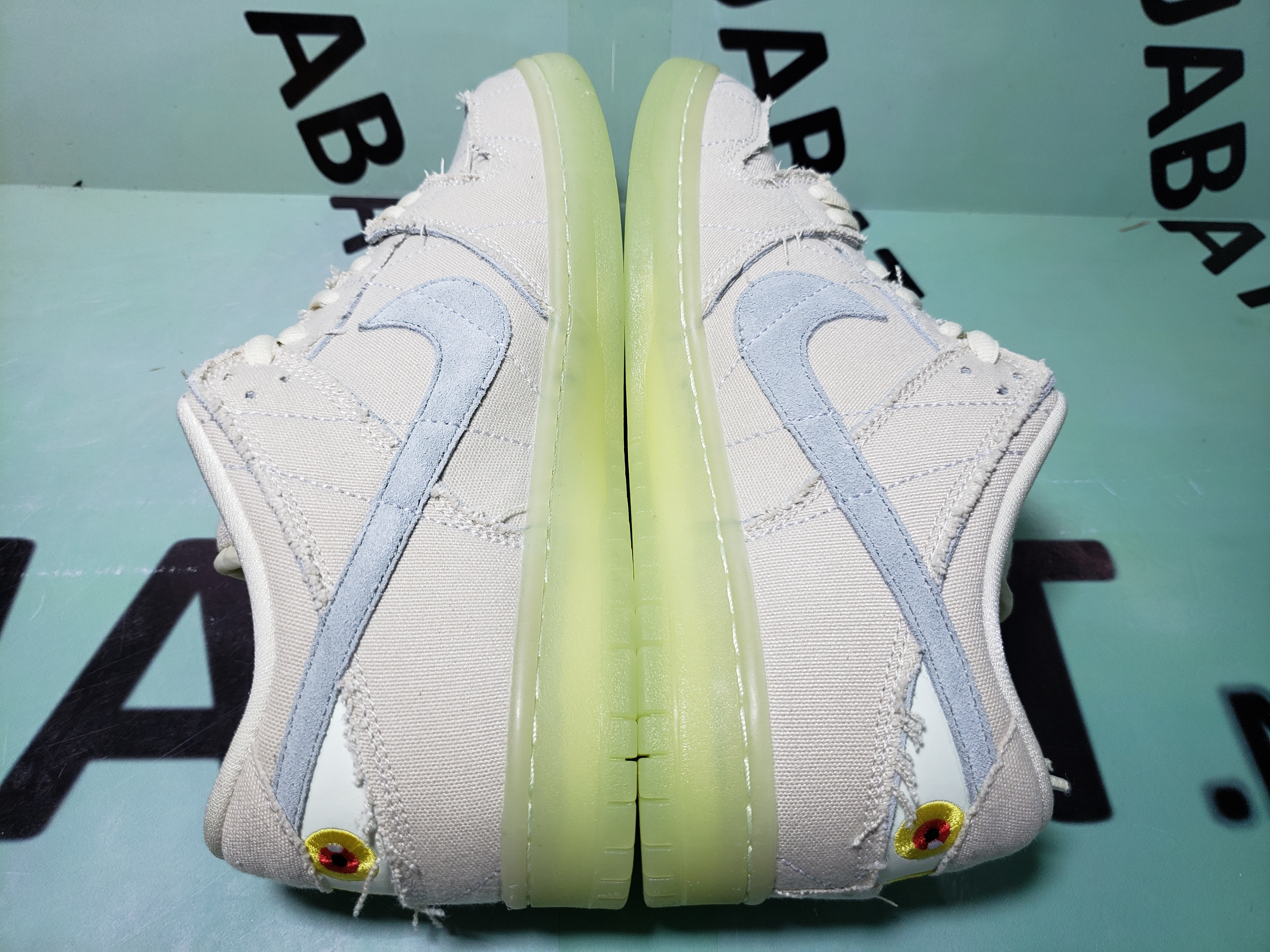 Uabat SB Dunk Low Mummy, DM0774-111